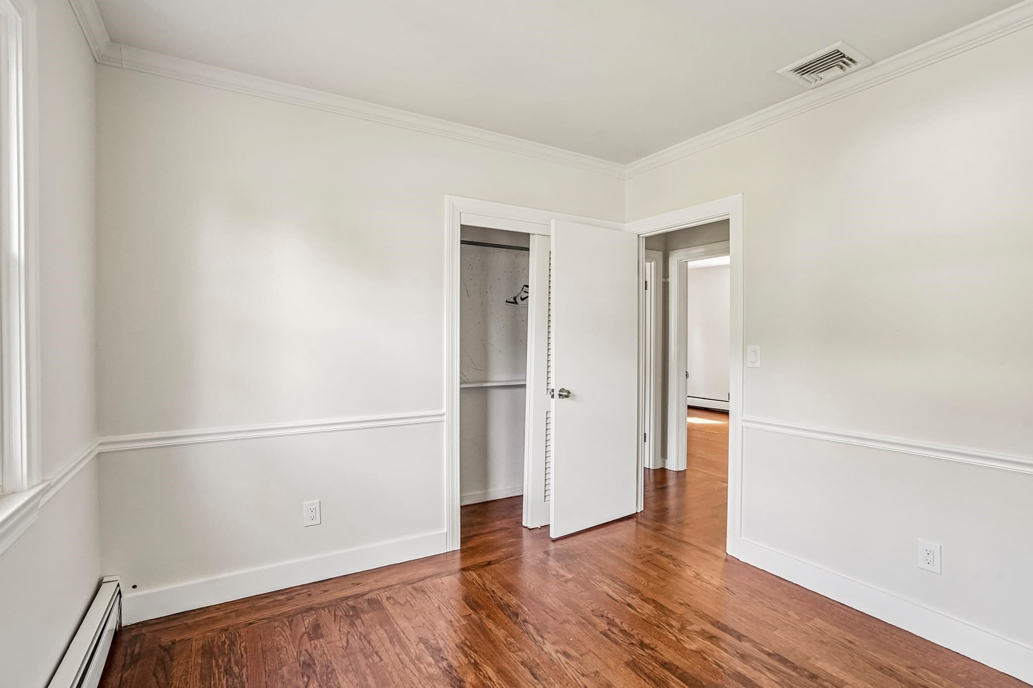 Single Family Residence at 56 Cushing St, North Providence RI 02904, North Providence, photo 15 of 31