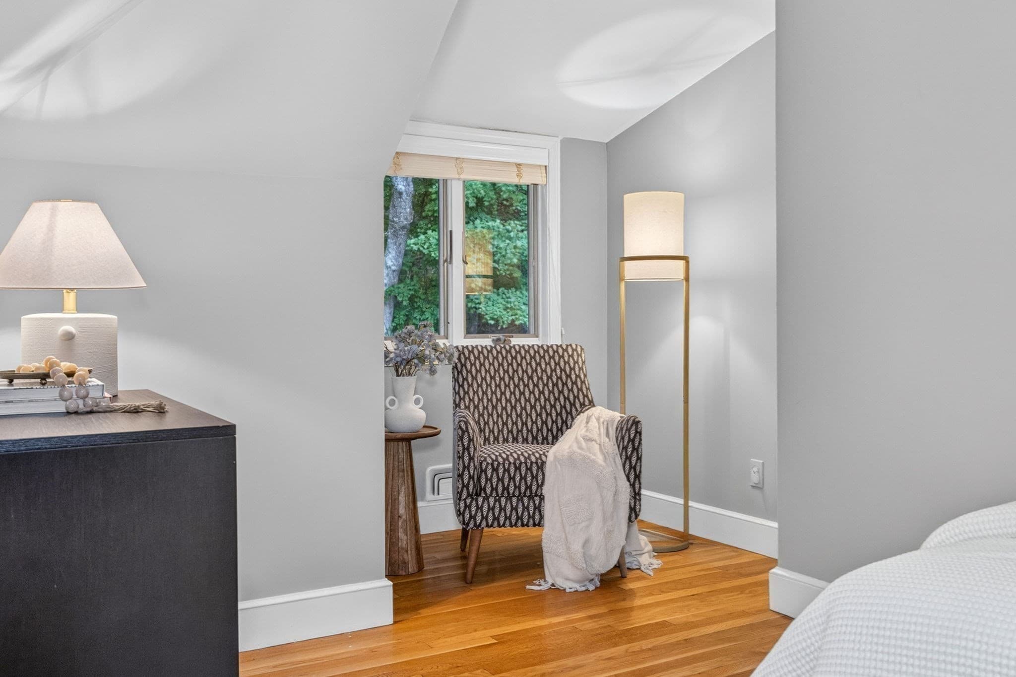 Single Family Residence at 8 Buttercup Ln, Dover MA 02030, Dover, photo 26 of 40