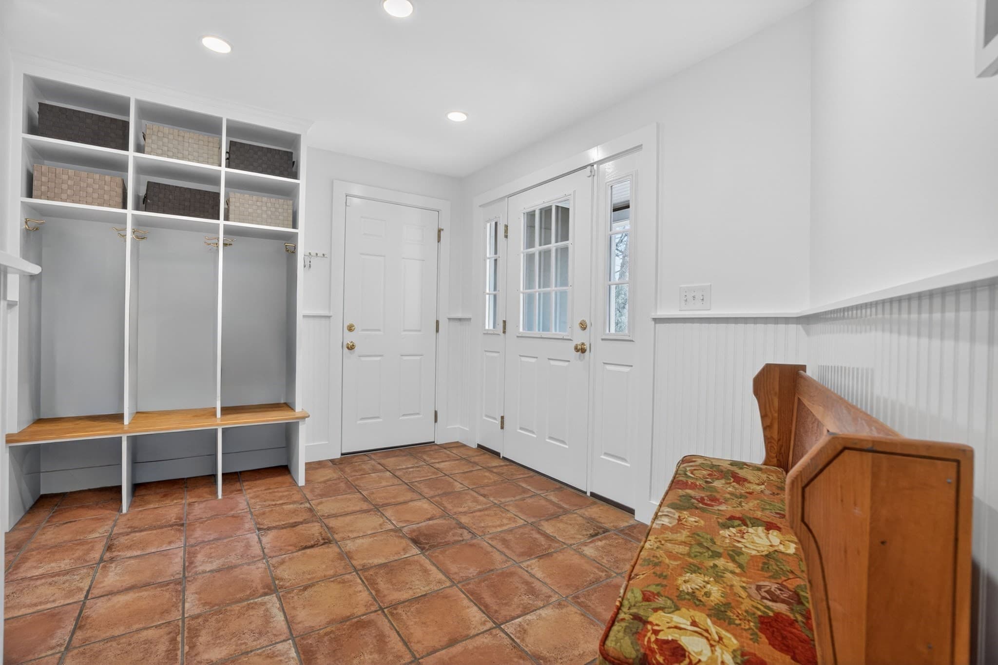 Single Family Residence at 8 Buttercup Ln, Dover MA 02030, Dover, photo 9 of 40