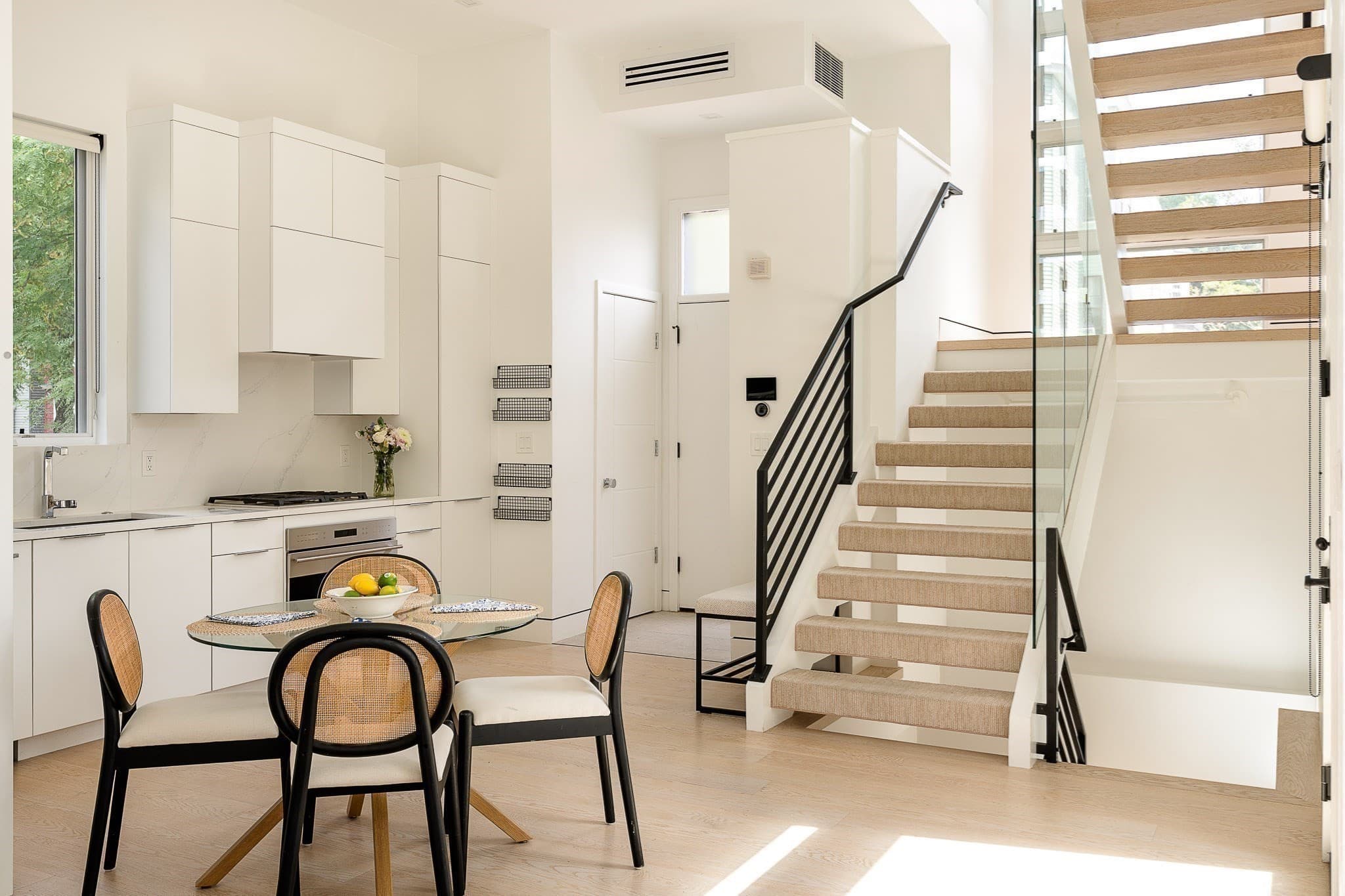 Condominium at 223 Prospect Street # 1, Cambridge MA 02139, Cambridge, photo 3 of 25