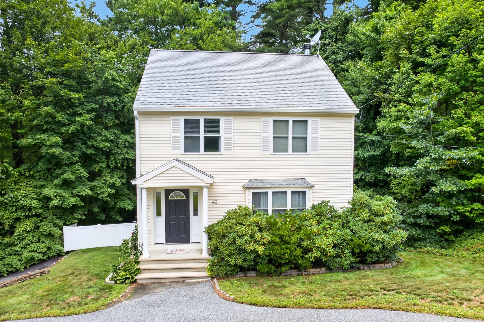 Single Family Residence at 40 Hartford Ave N, Upton MA 01568, Upton, photo 2 of 40