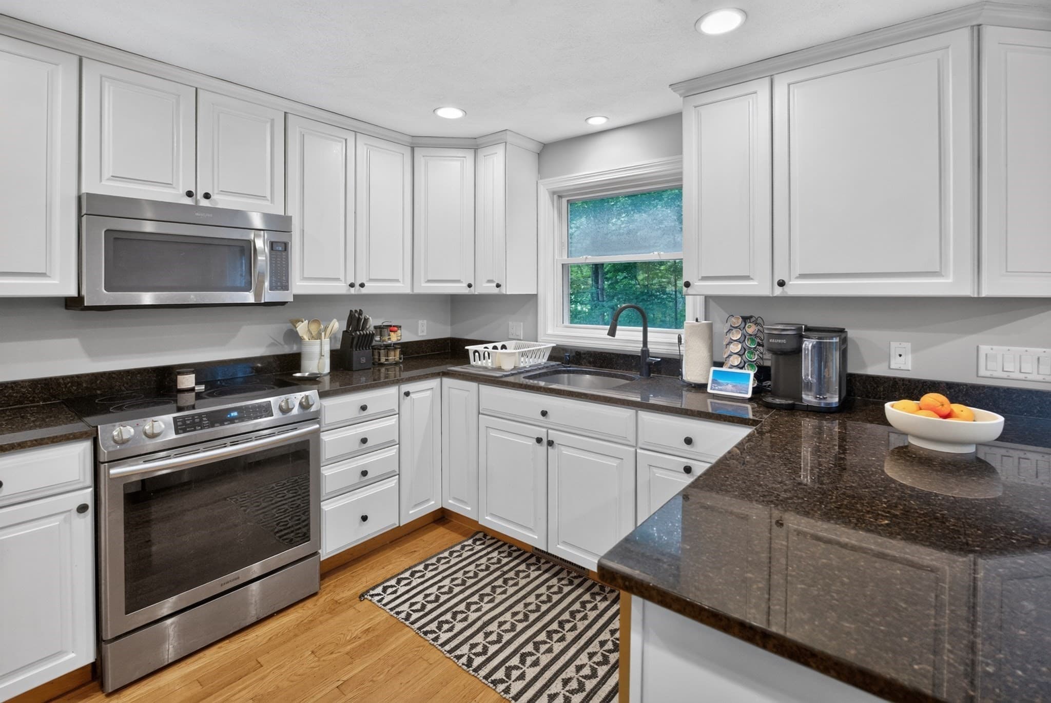 Single Family Residence at 40 Hartford Ave N, Upton MA 01568, Upton, photo 9 of 40