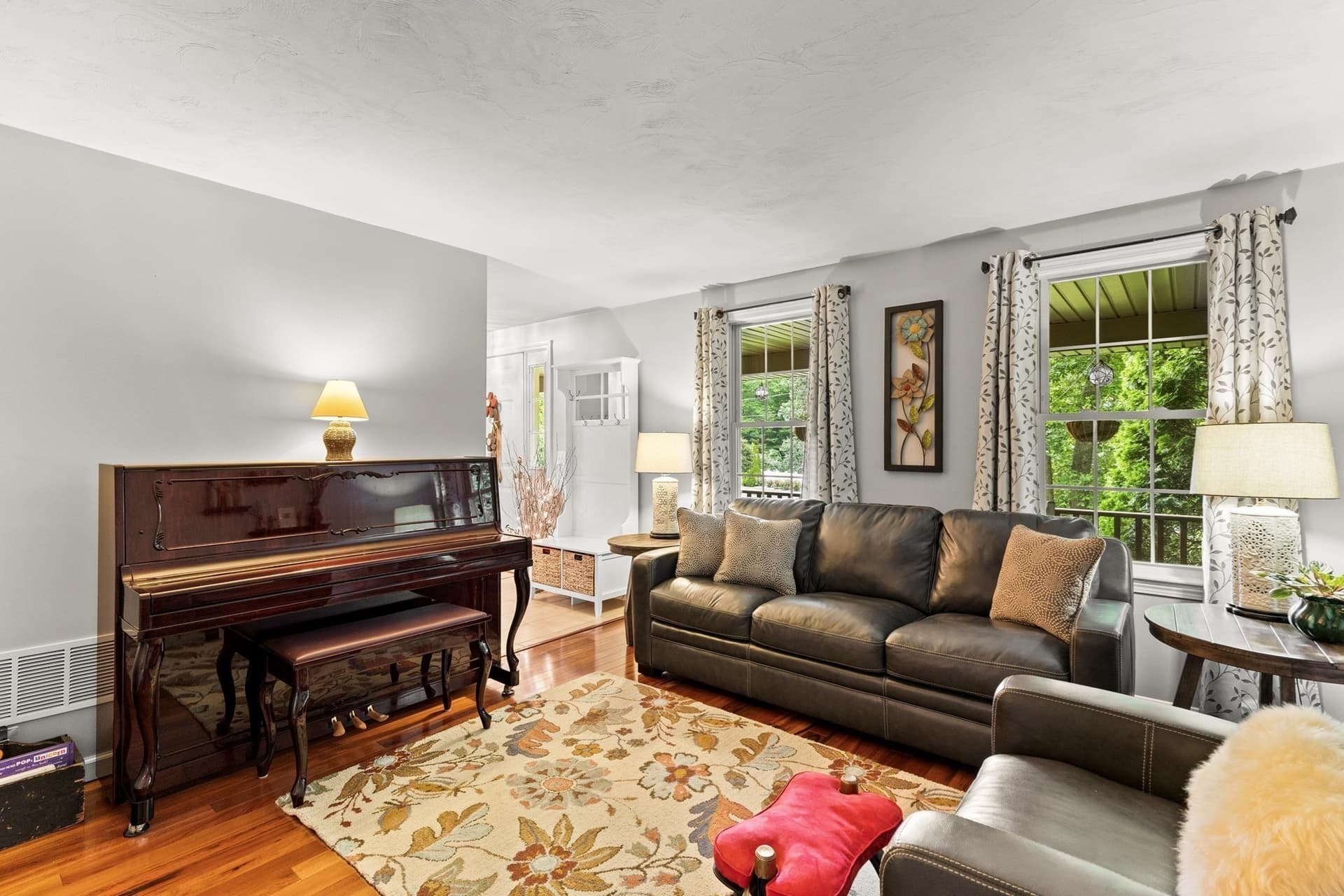 Single Family Residence at 194 Woodlawn Street, Taunton MA 02718, photo 19 of 41
