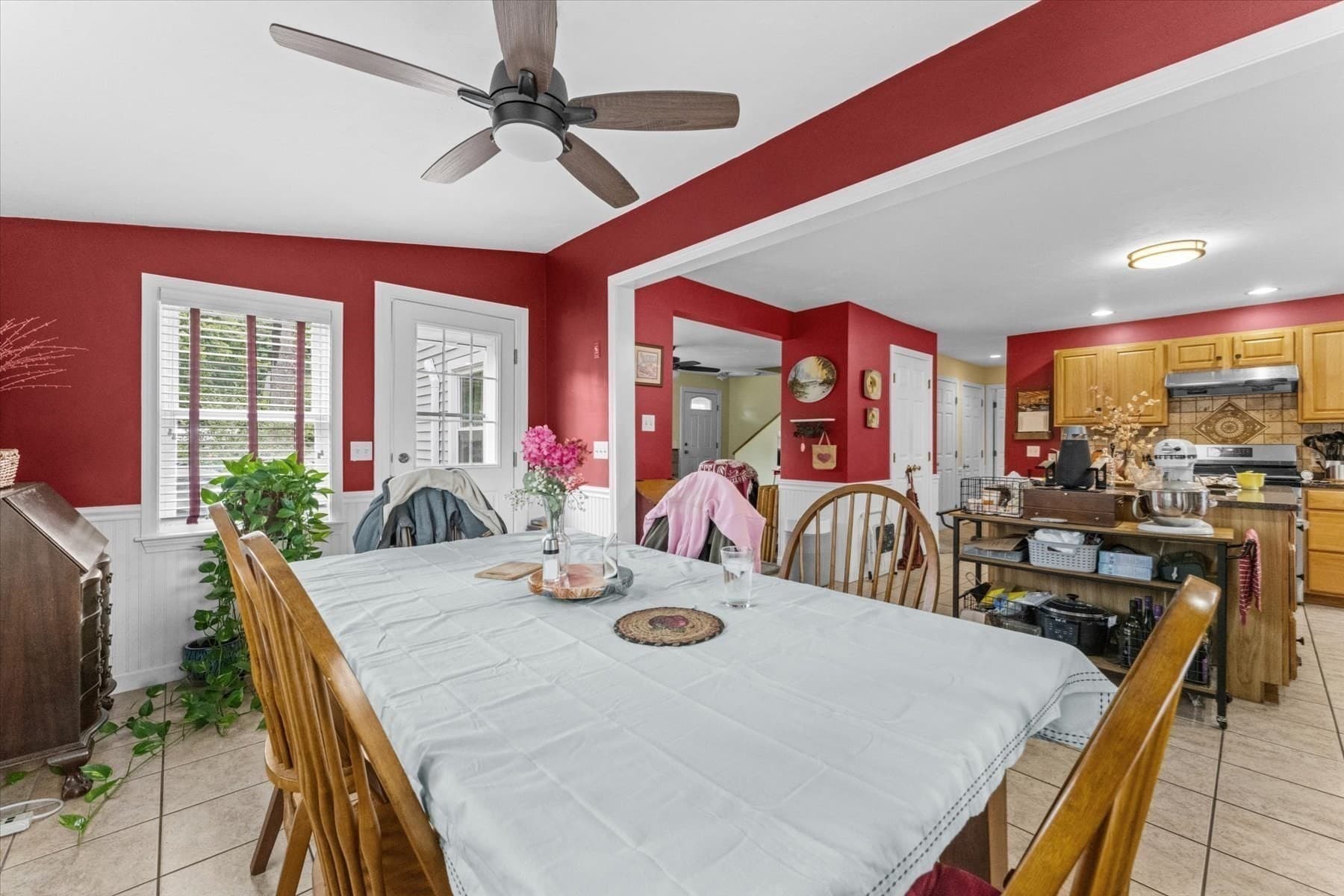 Multi Family at 2 Snowling Rd, Uxbridge MA 01569, photo 7 of 38