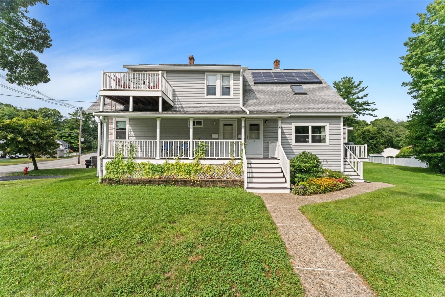 2 Snowling Rd, Uxbridge MA 01569
