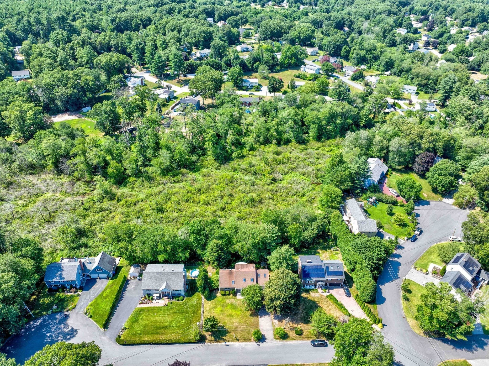 Single Family Residence at 7 Oxyoke Dr, Methuen MA 01844, Methuen, photo 32 of 37