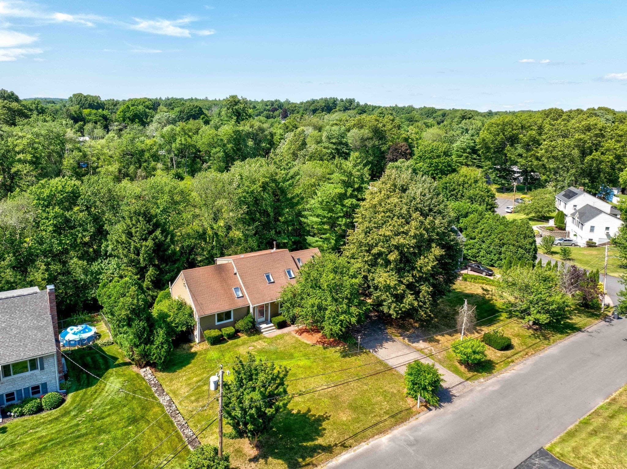 7 Oxyoke Dr, Methuen MA 01844