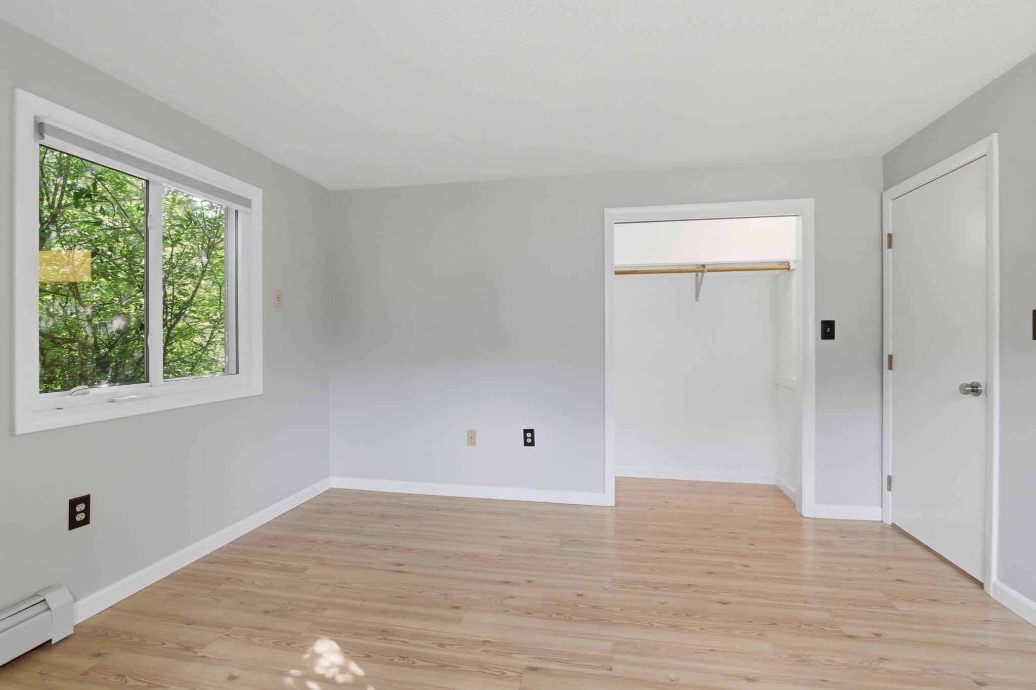 Single Family Residence at 7 Oxyoke Dr, Methuen MA 01844, Methuen, photo 19 of 37