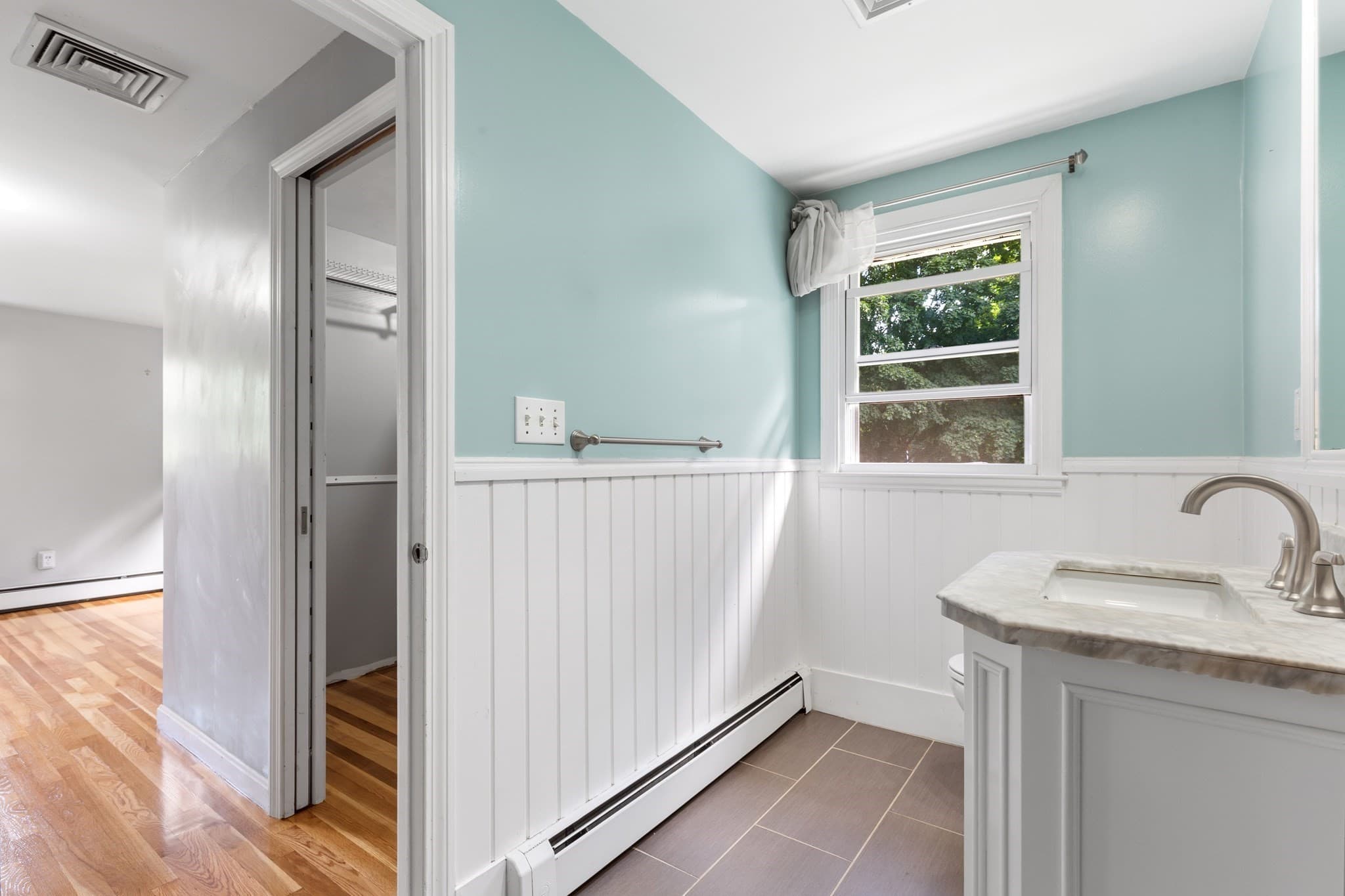 Single Family Residence at 206 Fairview Ave, Brockton MA 02301, Brockton, photo 21 of 41