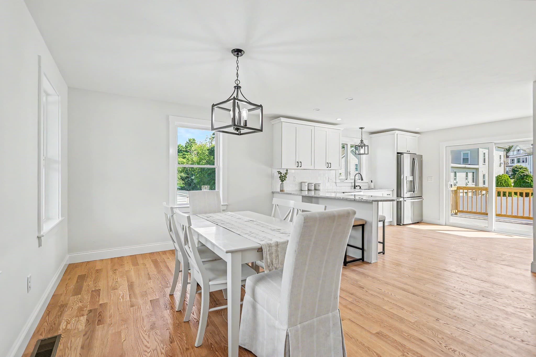 Single Family Residence at 15 Bennington, Haverhill MA 01832, Haverhill, photo 13 of 35