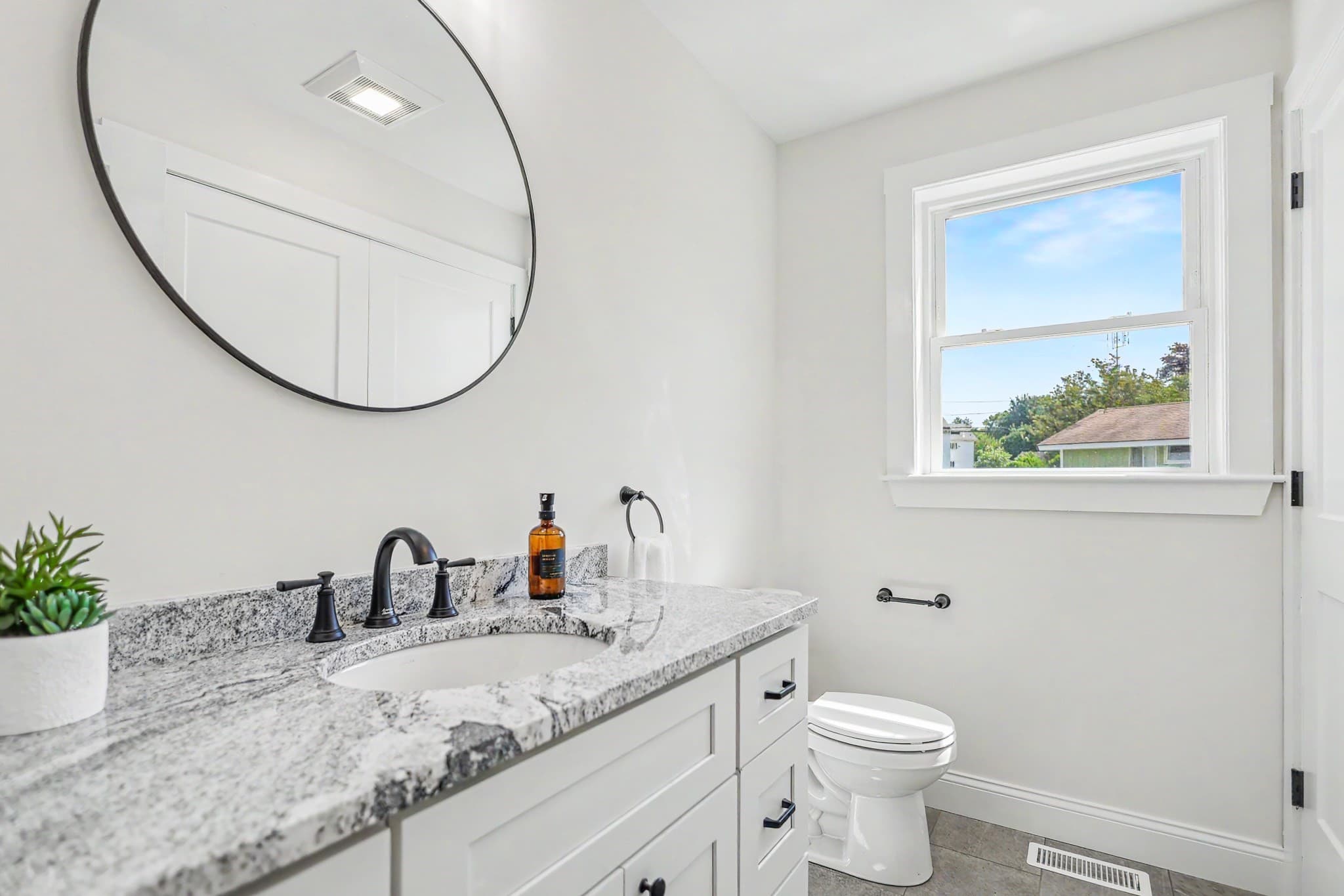 Single Family Residence at 15 Bennington, Haverhill MA 01832, Haverhill, photo 20 of 35