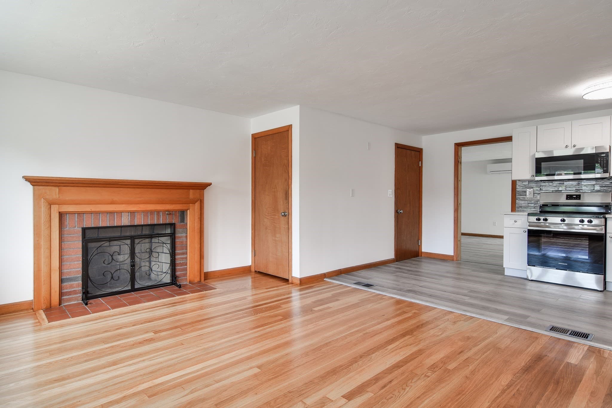 Single Family Residence at 14 French Road, Holbrook MA 02343, Holbrook, photo 7 of 25