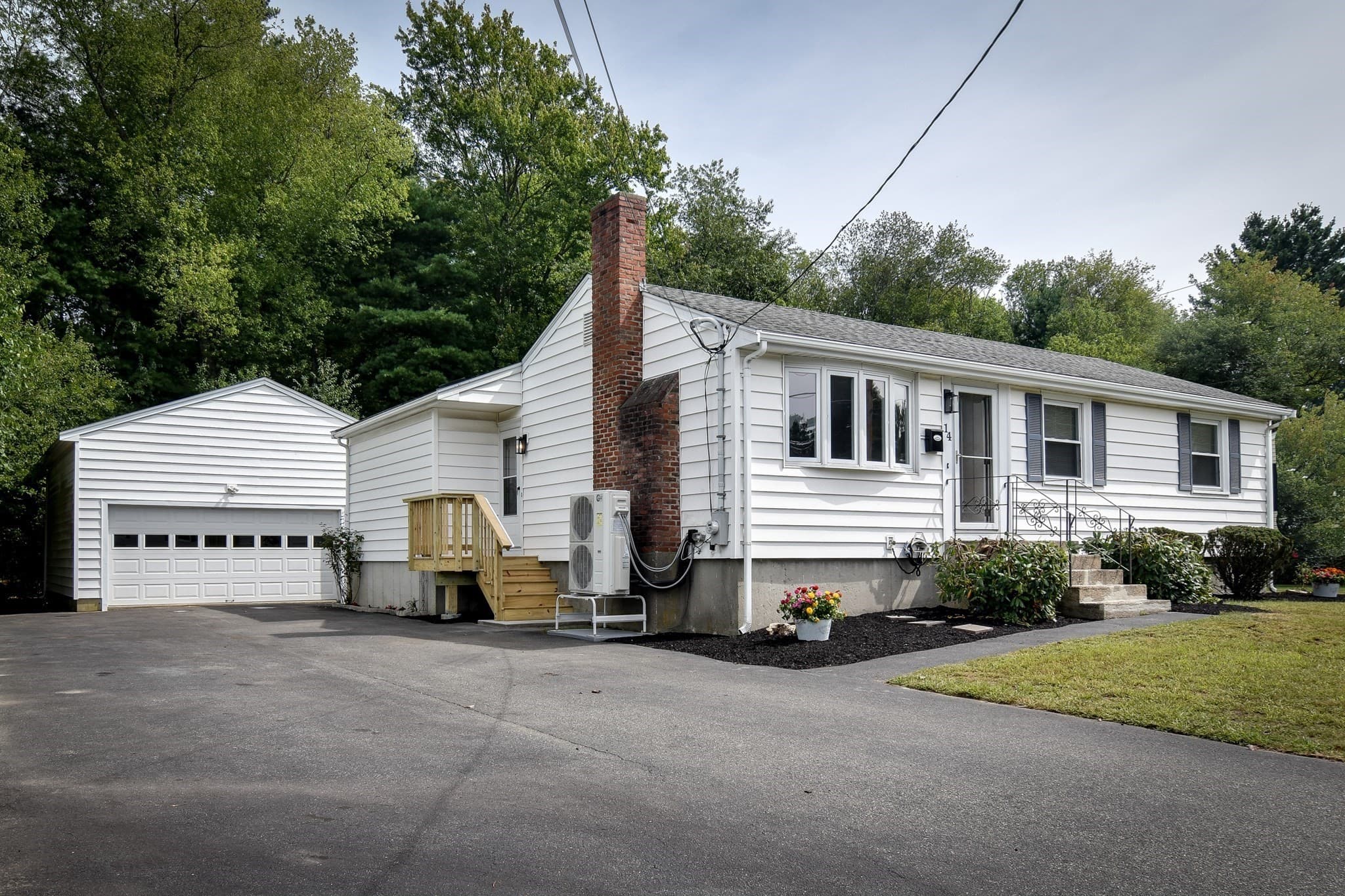 14 French Road, Holbrook MA 02343