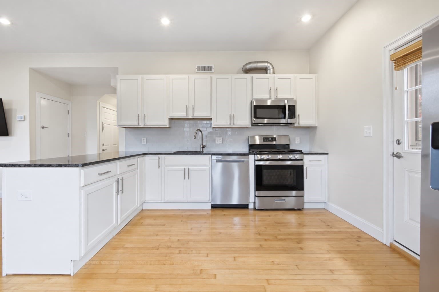 Condominium at 65 High Street # 1, Woburn MA 01801, Woburn, photo 9 of 42