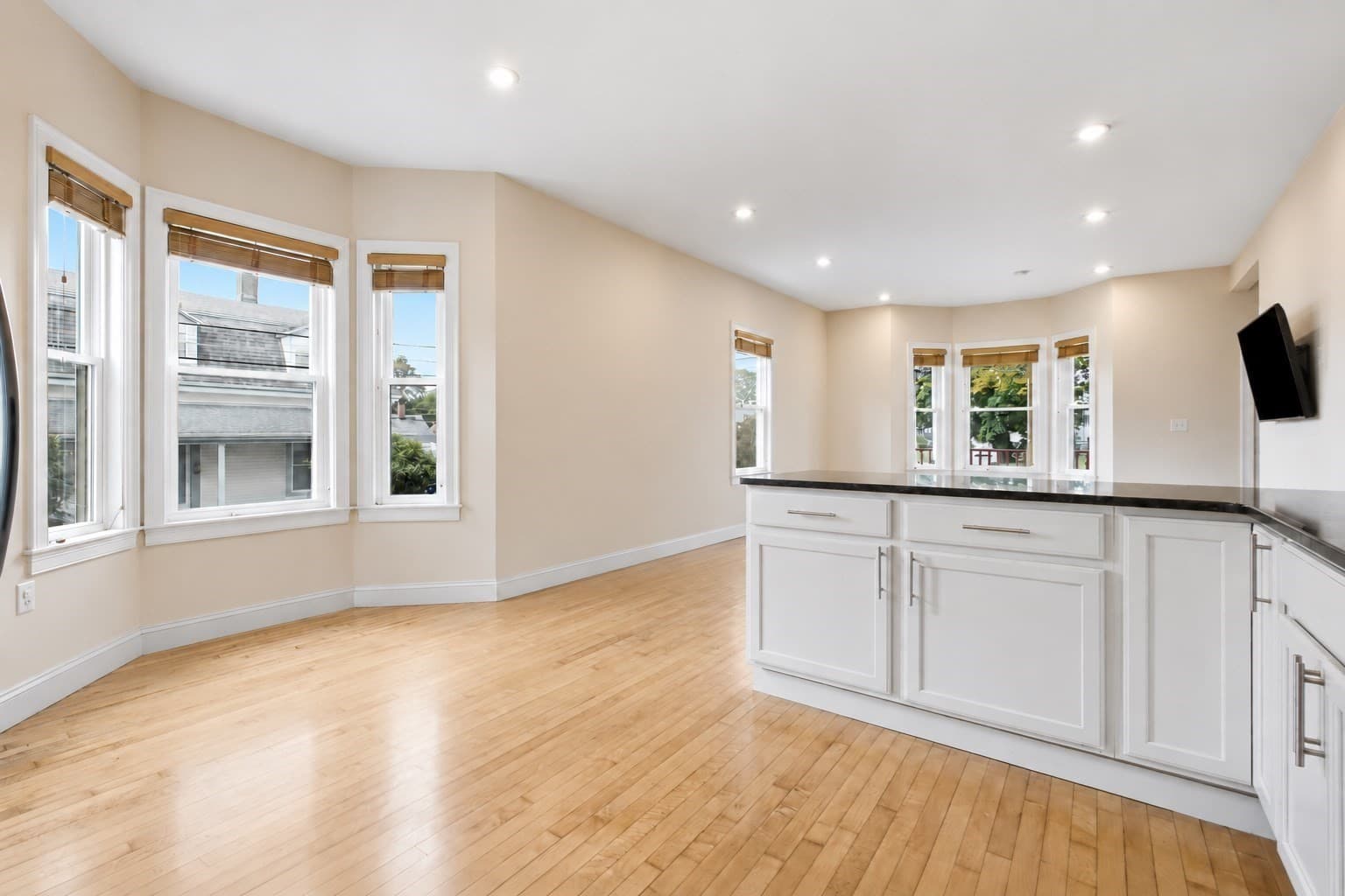 Condominium at 65 High Street # 1, Woburn MA 01801, Woburn, photo 11 of 42