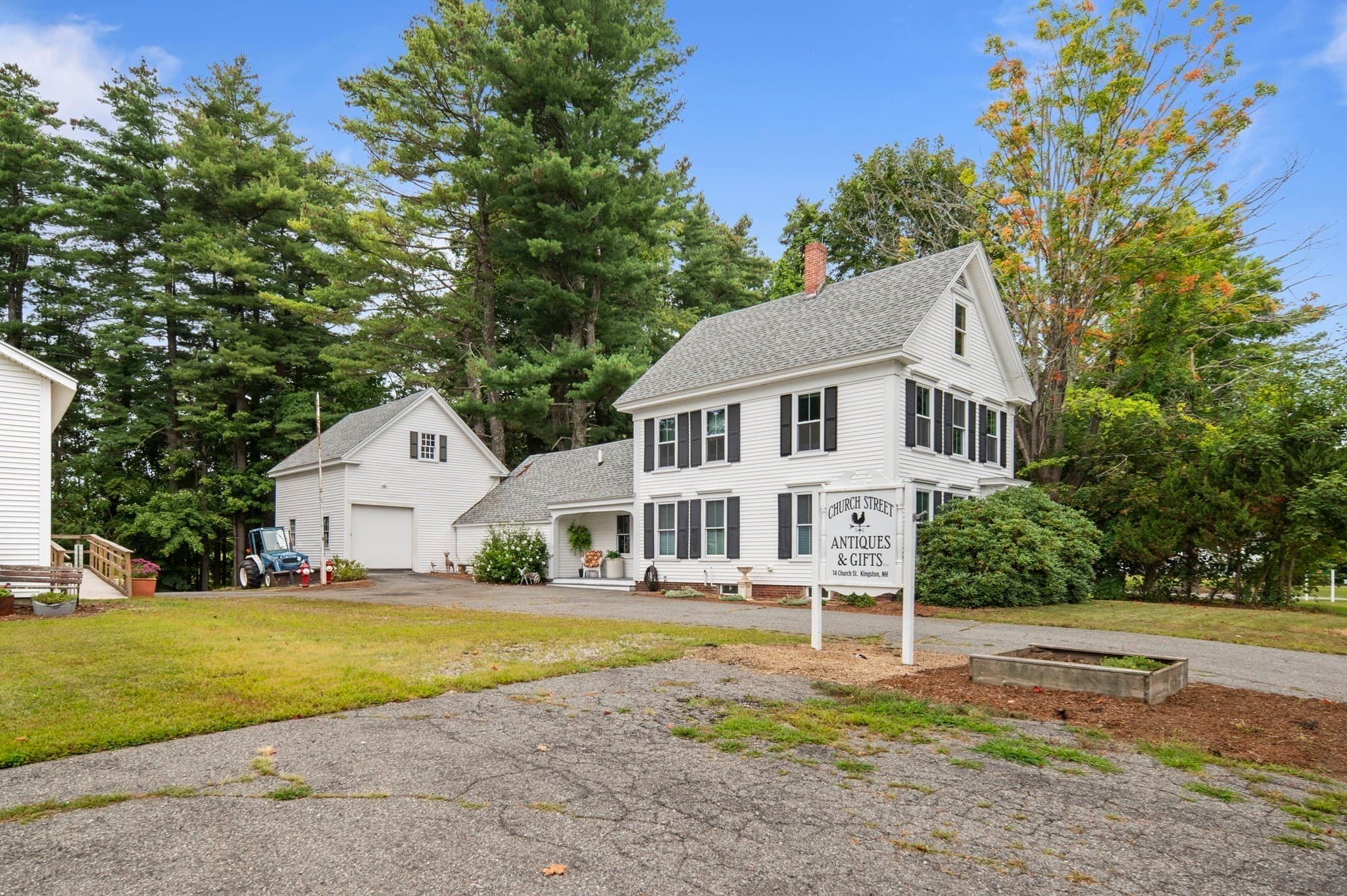 Single Family Residence at 14 Church Street, Kingston NH 03848, Kingston, photo 7 of 42
