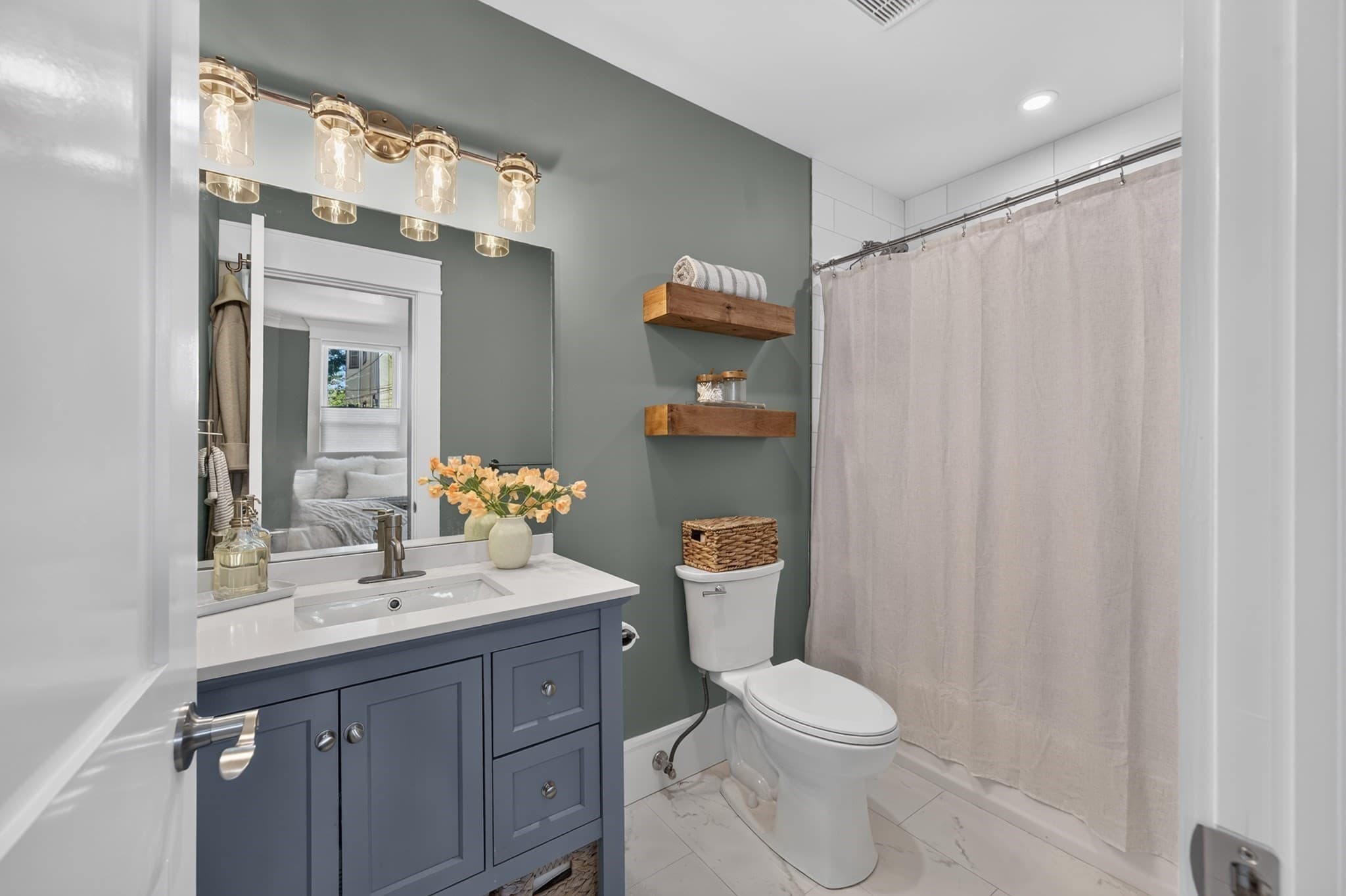 Condominium at 19 Fenwick St # 1, Somerville MA 02145, Somerville, photo 11 of 23