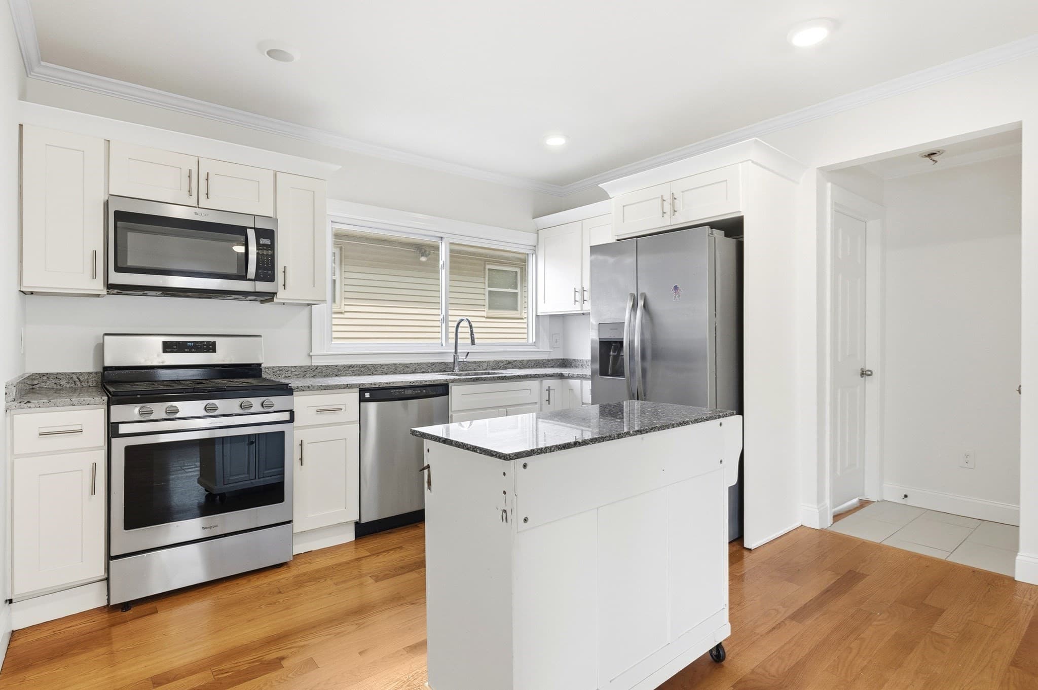 23 Thorndike St, Revere MA 02151
