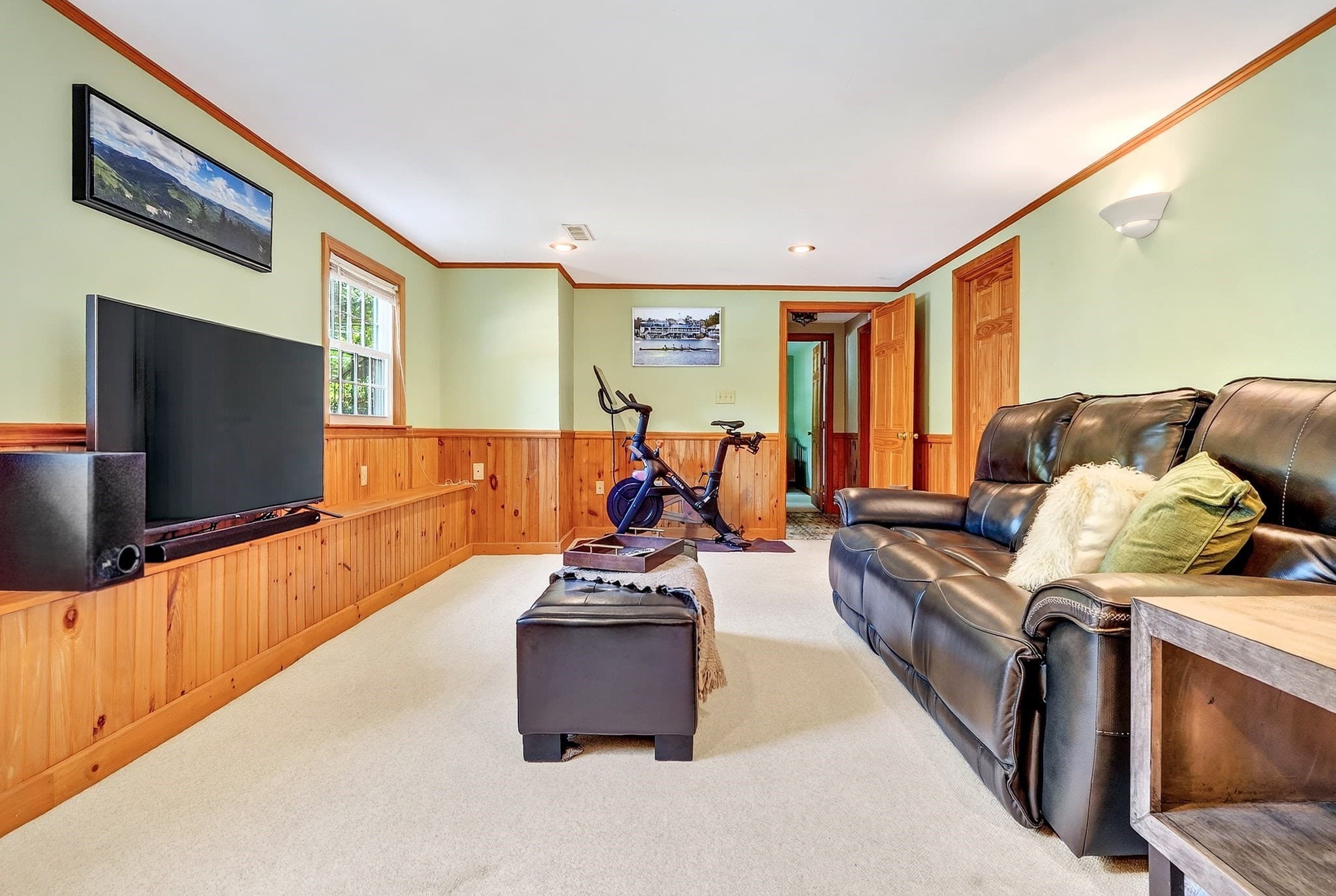 Single Family Residence at 2 Town Line Rd, Burlington MA 01803, Burlington, photo 23 of 34