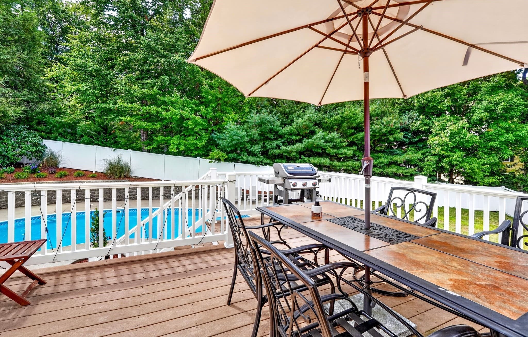 Single Family Residence at 2 Town Line Rd, Burlington MA 01803, Burlington, photo 32 of 34
