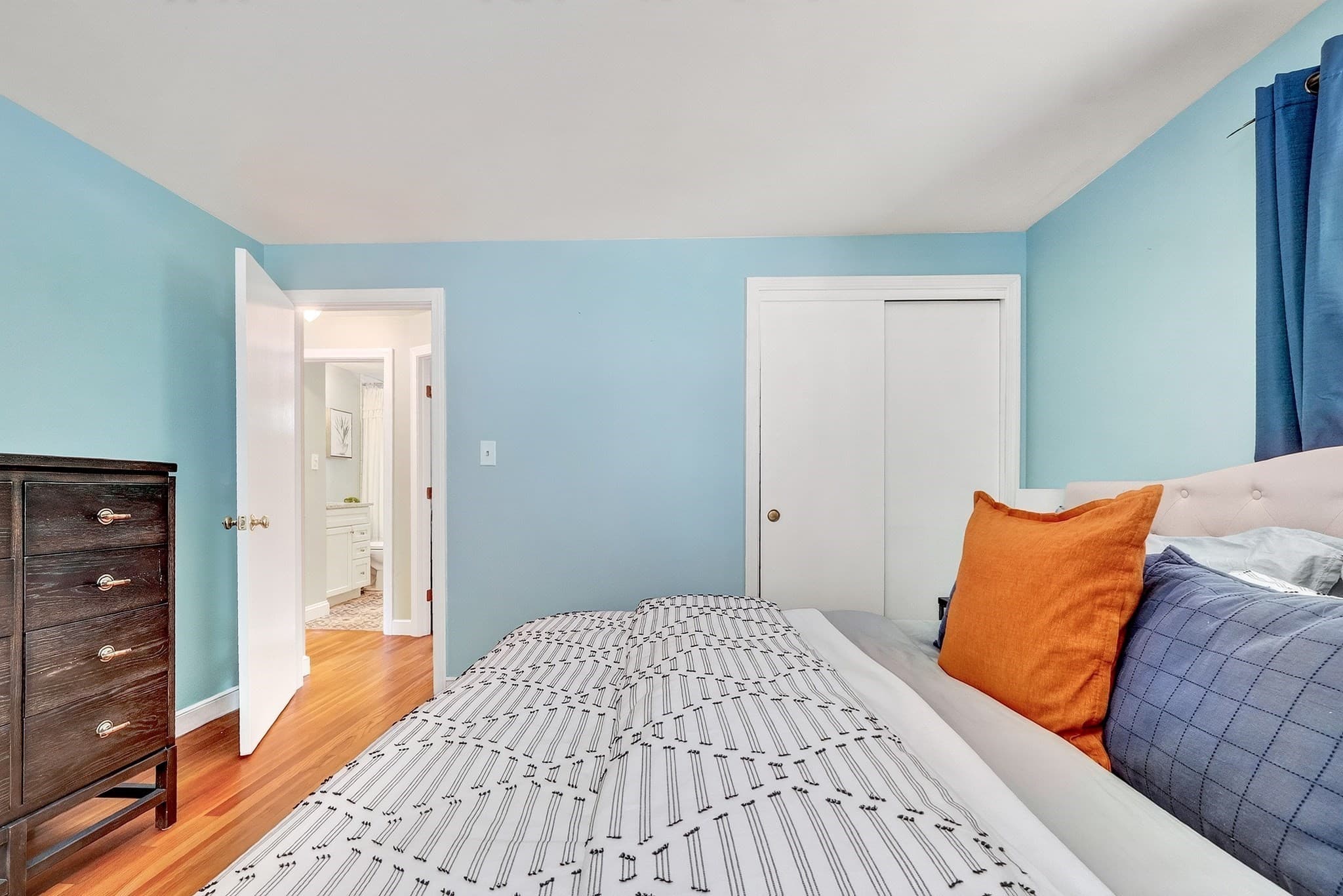 Single Family Residence at 2 Town Line Rd, Burlington MA 01803, Burlington, photo 20 of 34
