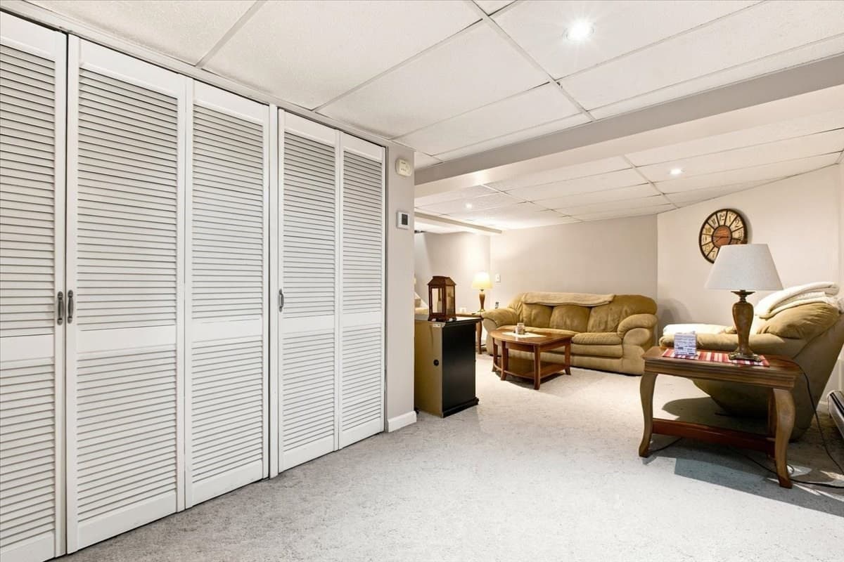 Single Family Residence at 29 Garfield Ave, Beverly MA 01915, Beverly, photo 28 of 35