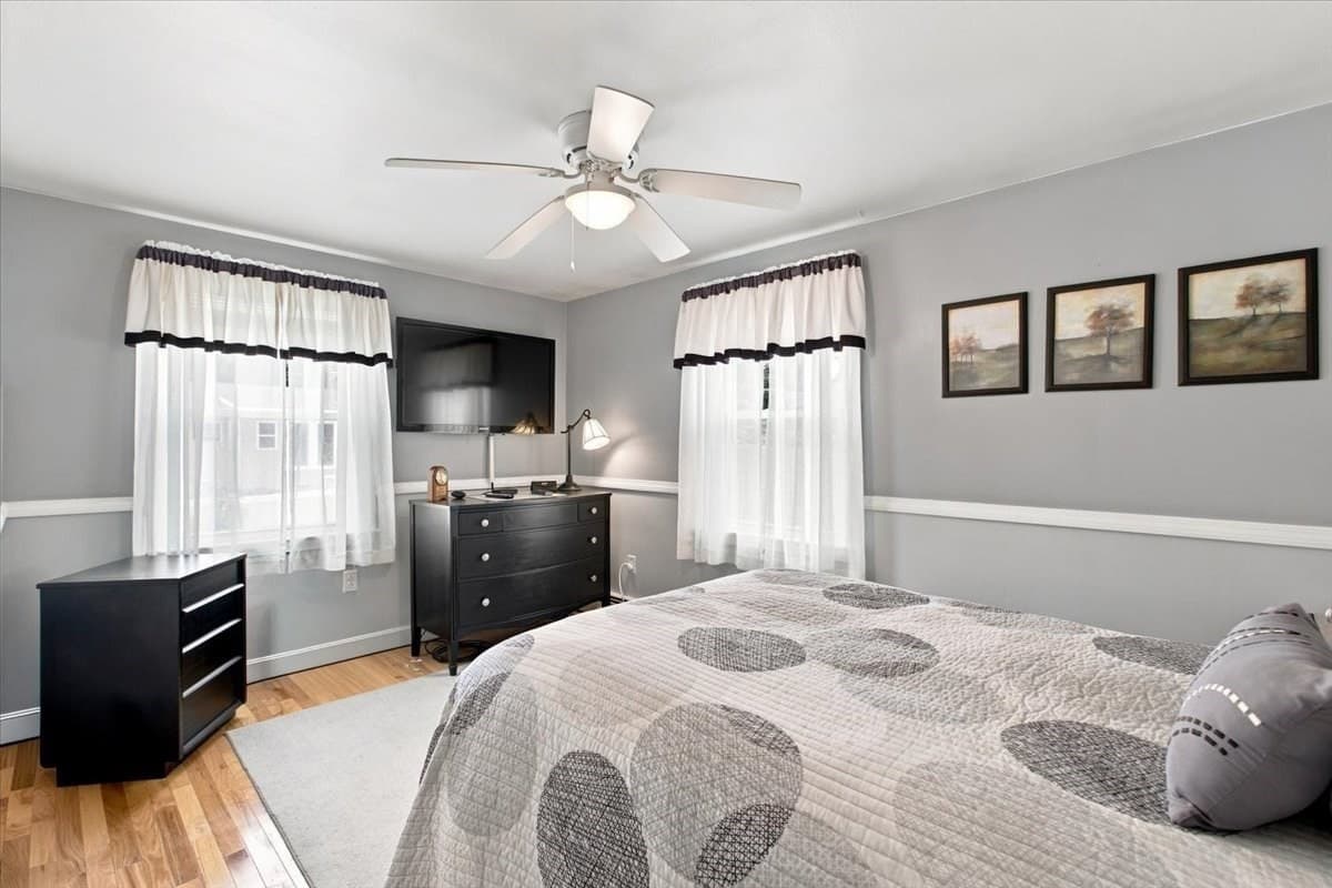 Single Family Residence at 29 Garfield Ave, Beverly MA 01915, Beverly, photo 18 of 35