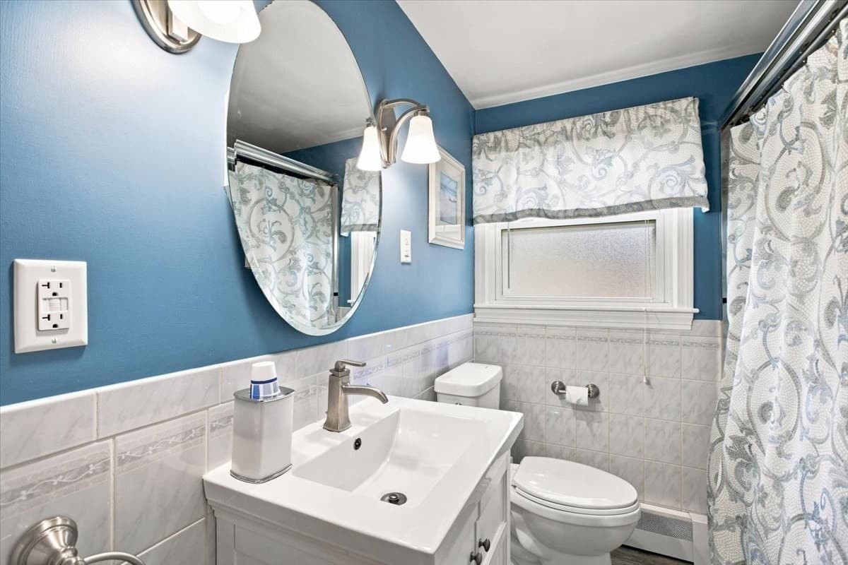 Single Family Residence at 29 Garfield Ave, Beverly MA 01915, Beverly, photo 15 of 35