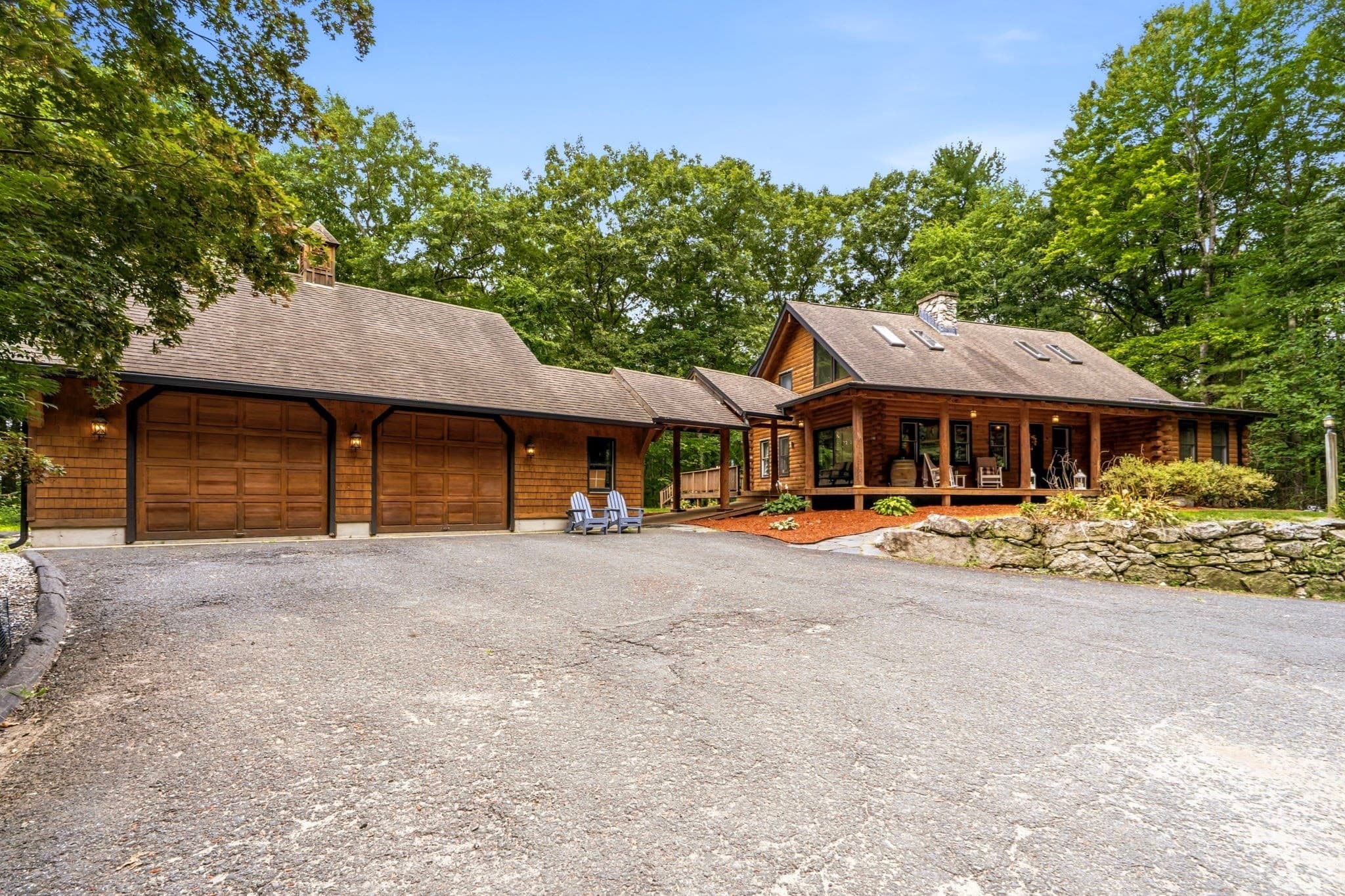 82 Crooked Ledge Rd, Southampton MA 01073