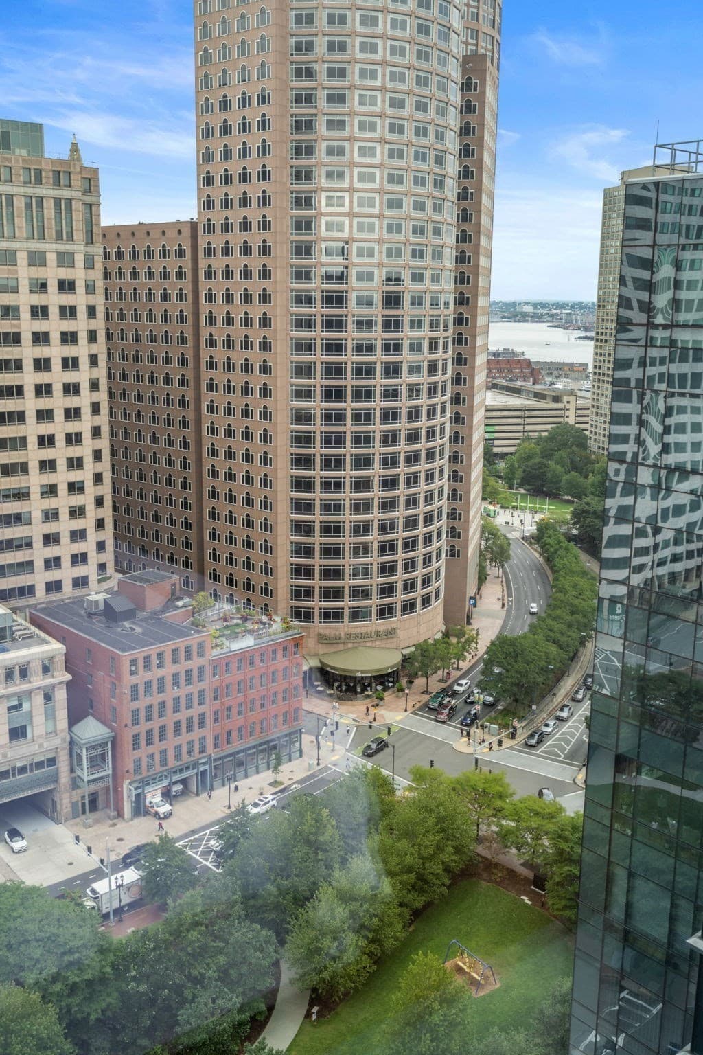 Condominium at 500 Atlantic Ave, Boston MA 02210, photo 13 of 27