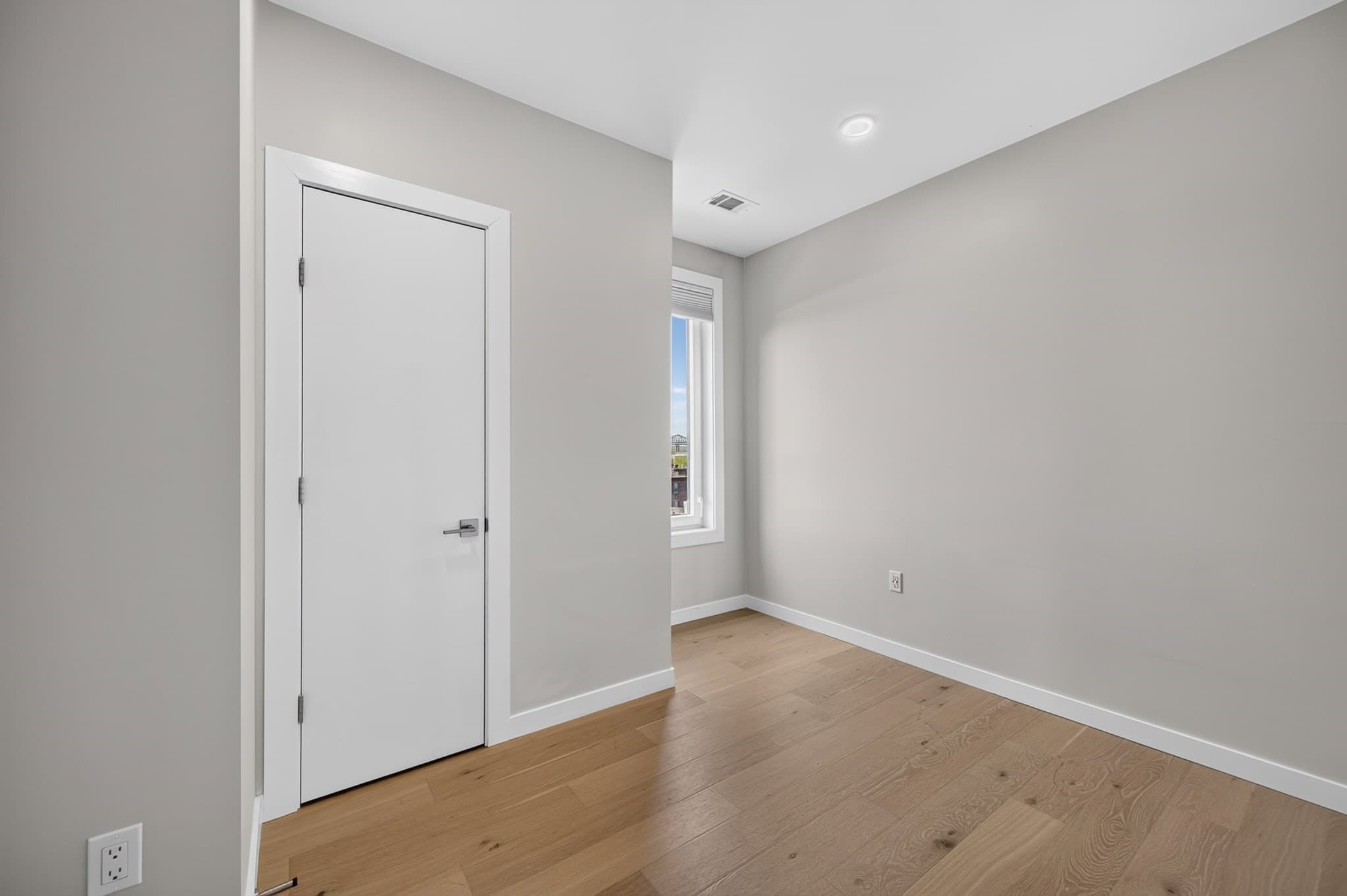 Condominium at 2-10 Maverick Sq # 307, Boston MA 02128, Boston, photo 13 of 25
