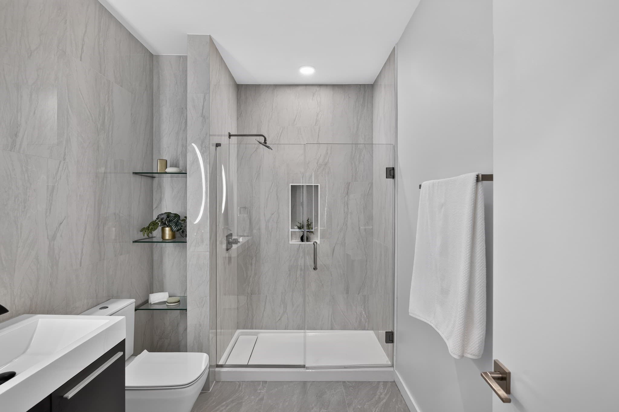 Condominium at 2-10 Maverick Sq # 307, Boston MA 02128, Boston, photo 11 of 25