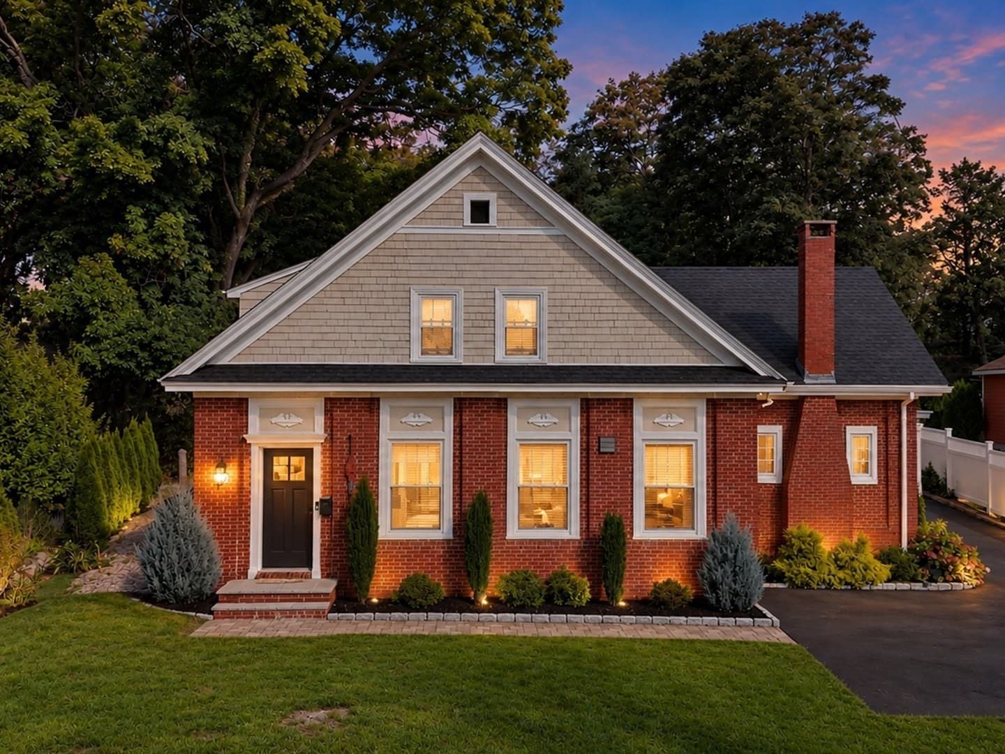 Single Family Residence at 30 Hale St, Beverly MA 01915, Beverly, photo 2 of 42