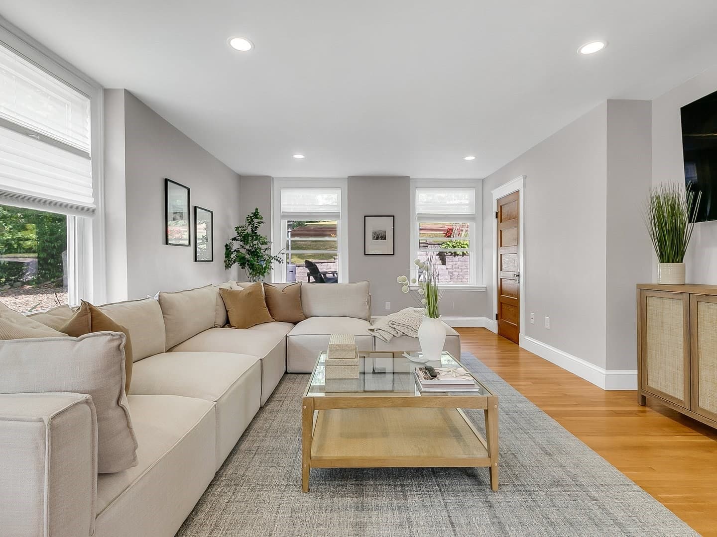 Single Family Residence at 30 Hale St, Beverly MA 01915, Beverly, photo 7 of 42