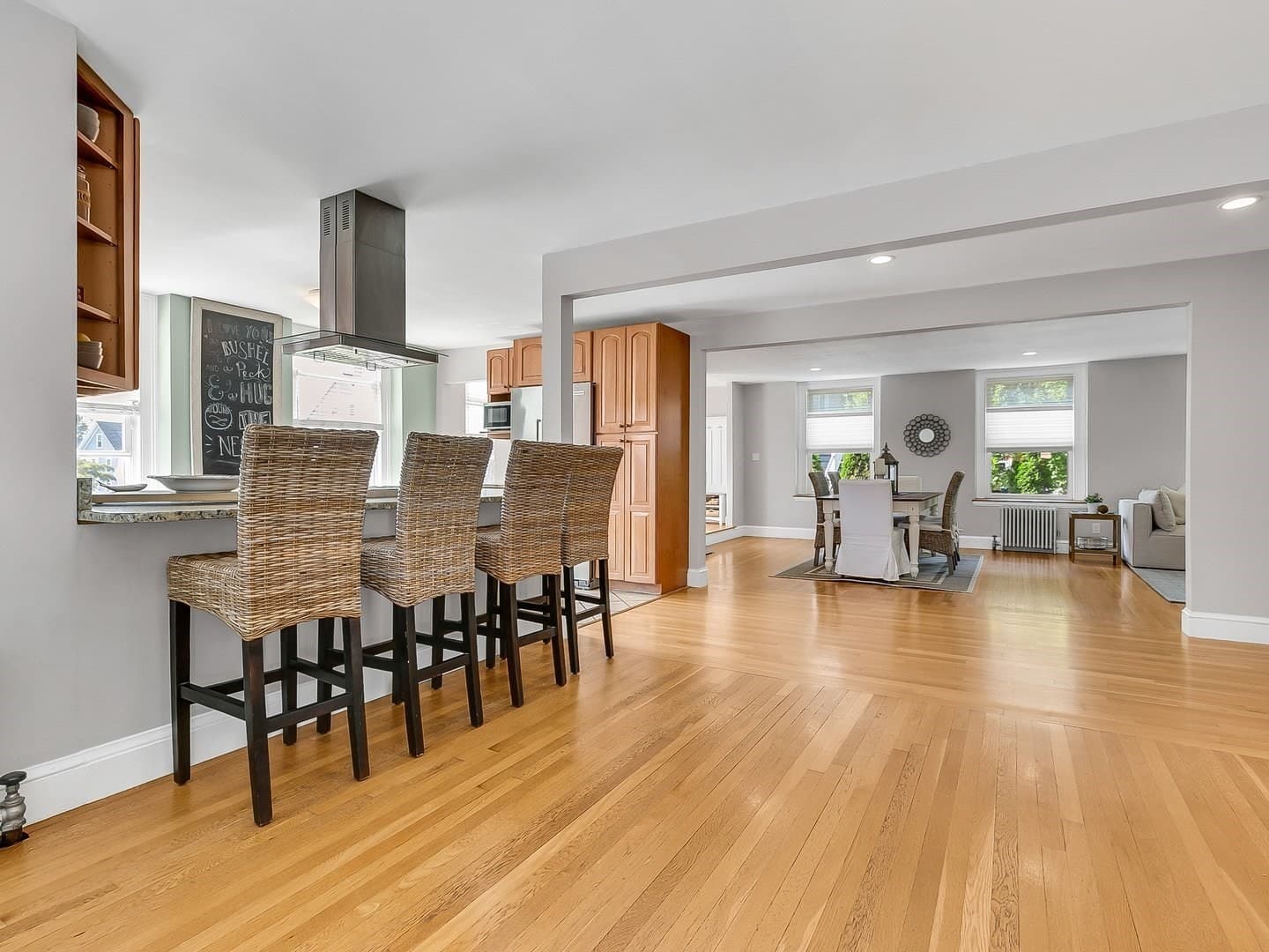 Single Family Residence at 30 Hale St, Beverly MA 01915, Beverly, photo 11 of 42