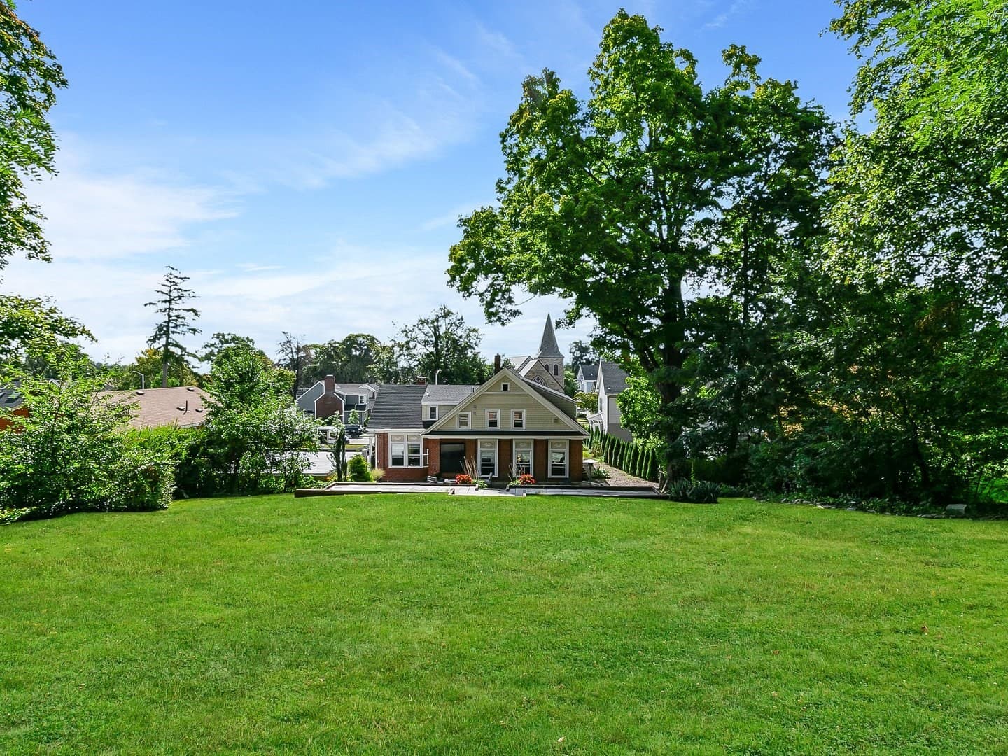 Single Family Residence at 30 Hale St, Beverly MA 01915, Beverly, photo 35 of 42