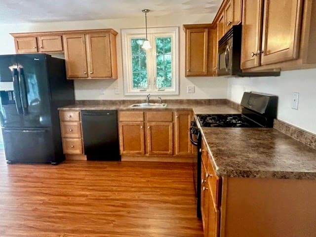 Condominium at 6 Ashley Ln # 38, Methuen MA 01844, Methuen, photo 6 of 19