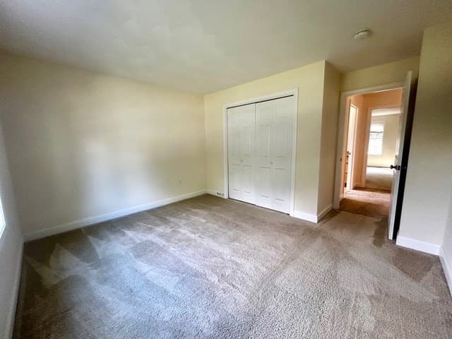 Condominium at 6 Ashley Ln # 38, Methuen MA 01844, Methuen, photo 16 of 19