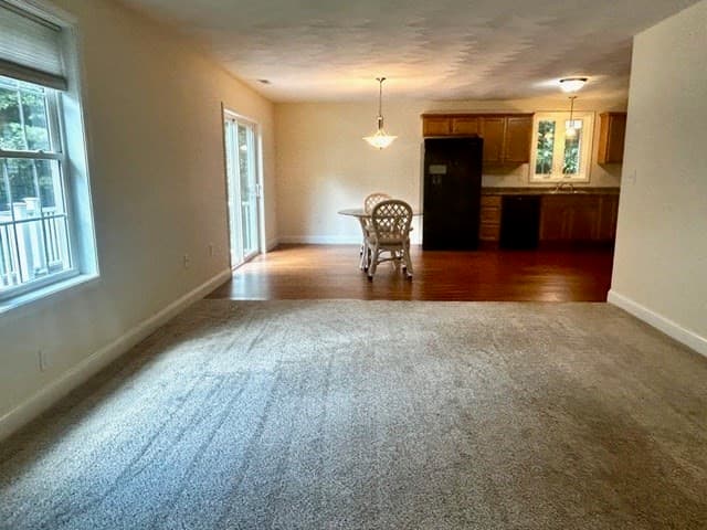 Condominium at 6 Ashley Ln # 38, Methuen MA 01844, Methuen, photo 4 of 19
