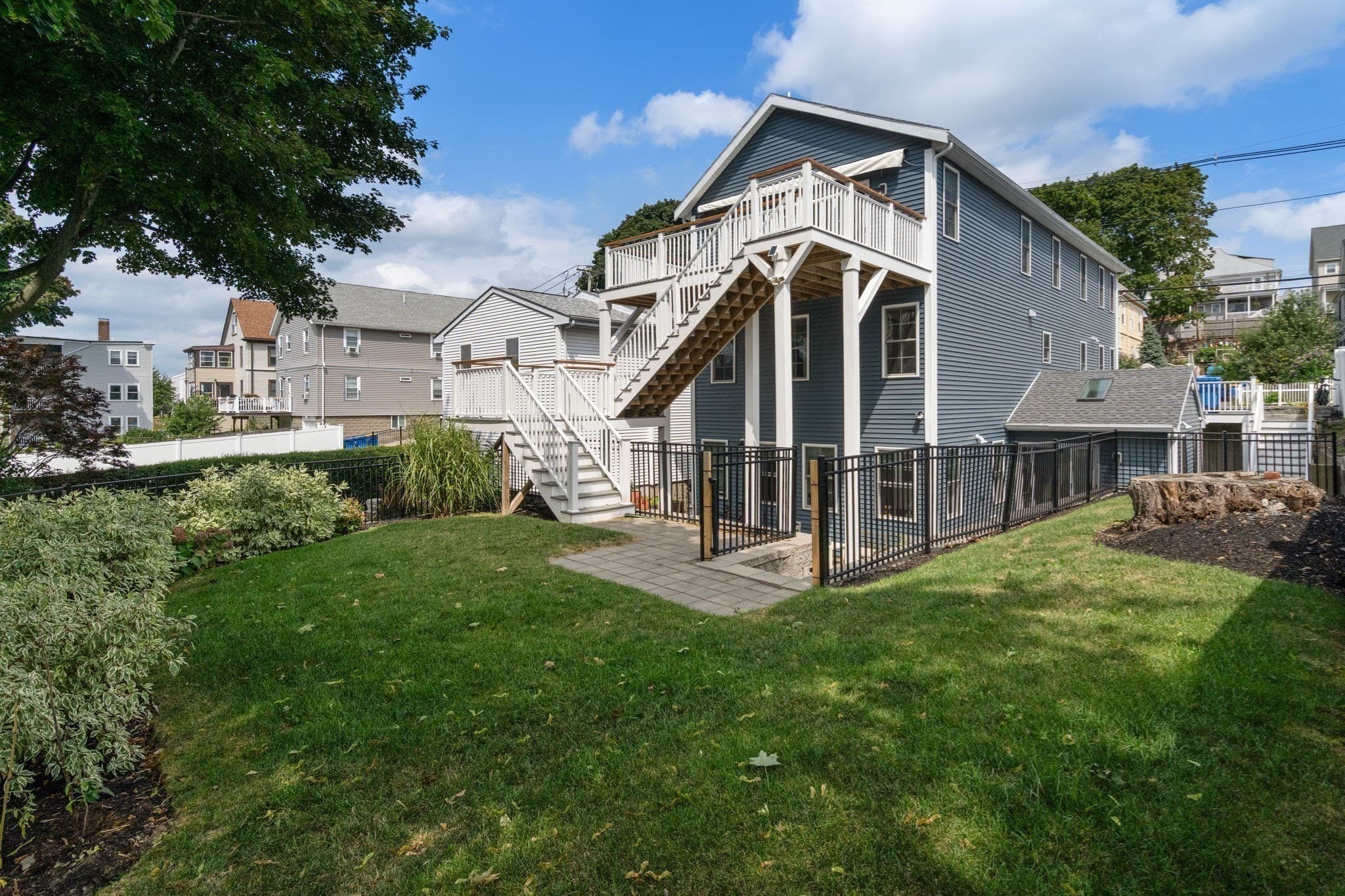 Condominium at 25 Locust St # 2, Winthrop MA 02152, Winthrop, photo 20 of 24