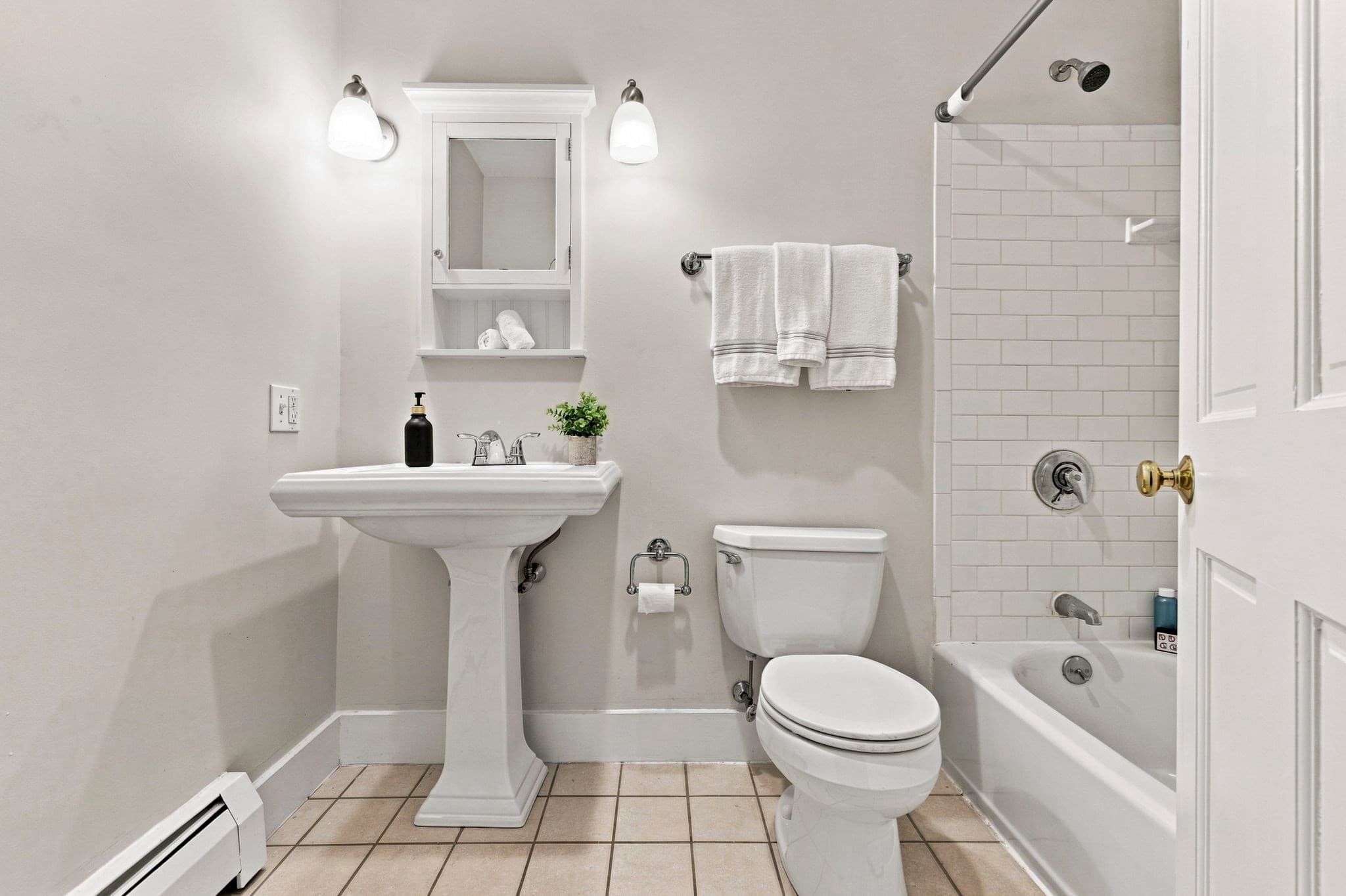 Condominium at 32 Yarmouth Street # B, Boston MA 02116, photo 14 of 18
