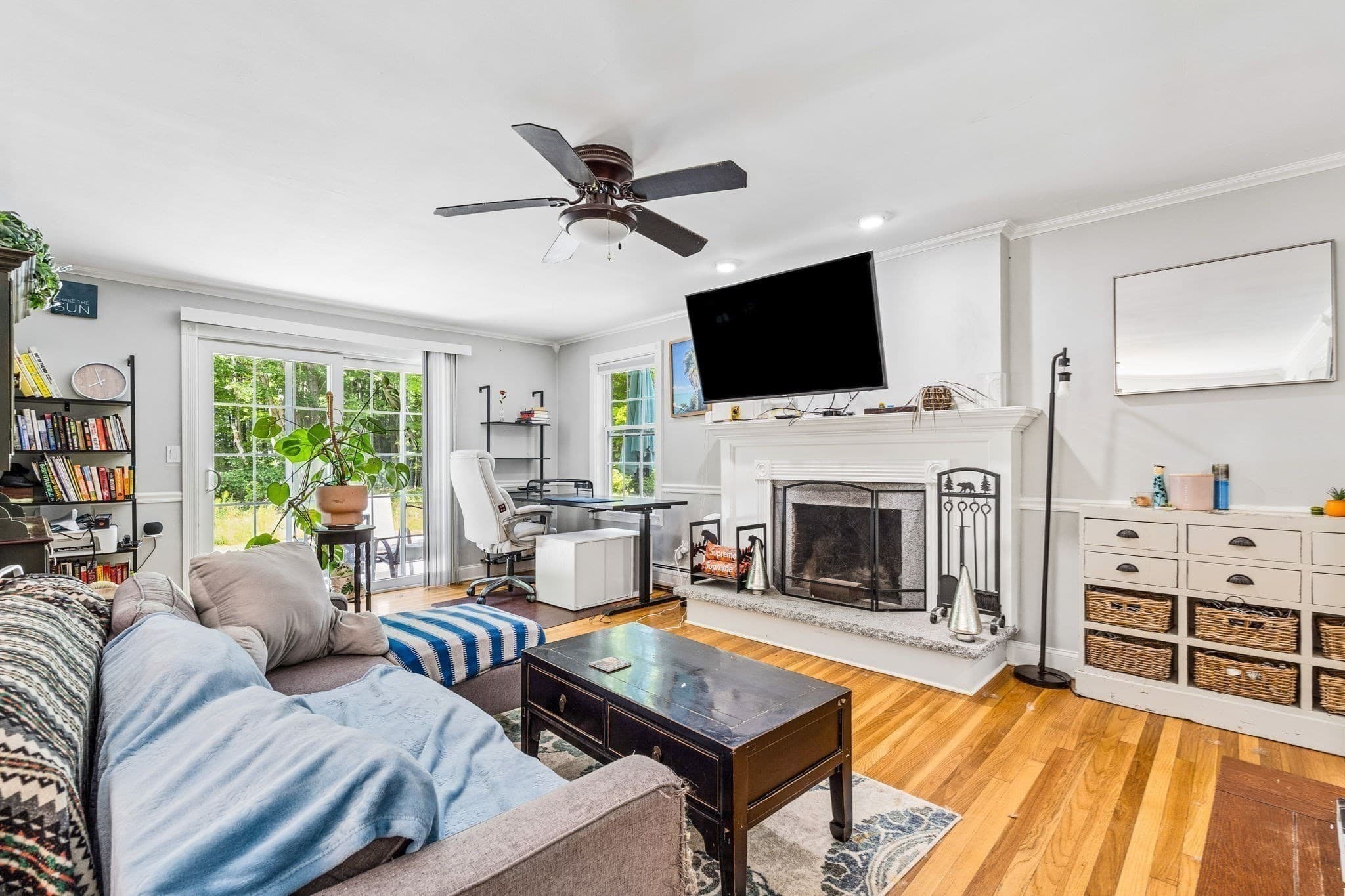 Single Family Residence at 811 Chase Rd, Lunenburg MA 01462, Lunenburg, photo 6 of 23