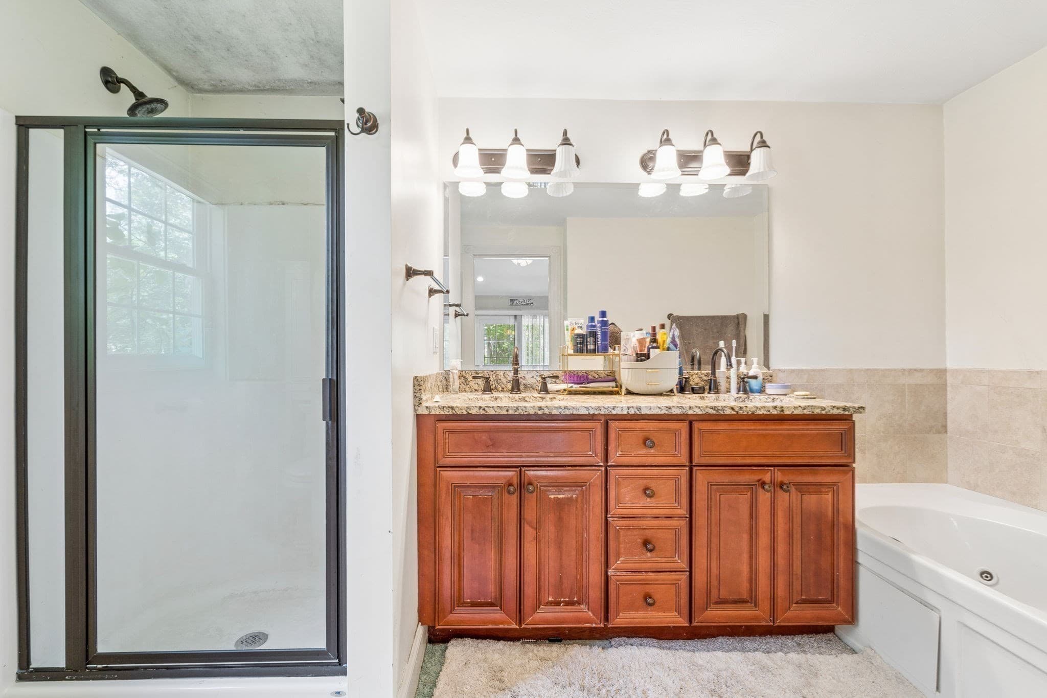 Single Family Residence at 811 Chase Rd, Lunenburg MA 01462, Lunenburg, photo 13 of 23