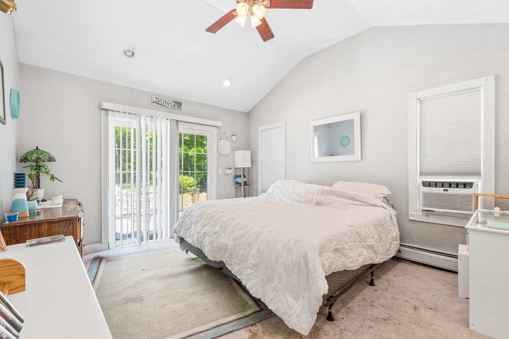 Single Family Residence at 811 Chase Rd, Lunenburg MA 01462, Lunenburg, photo 10 of 23
