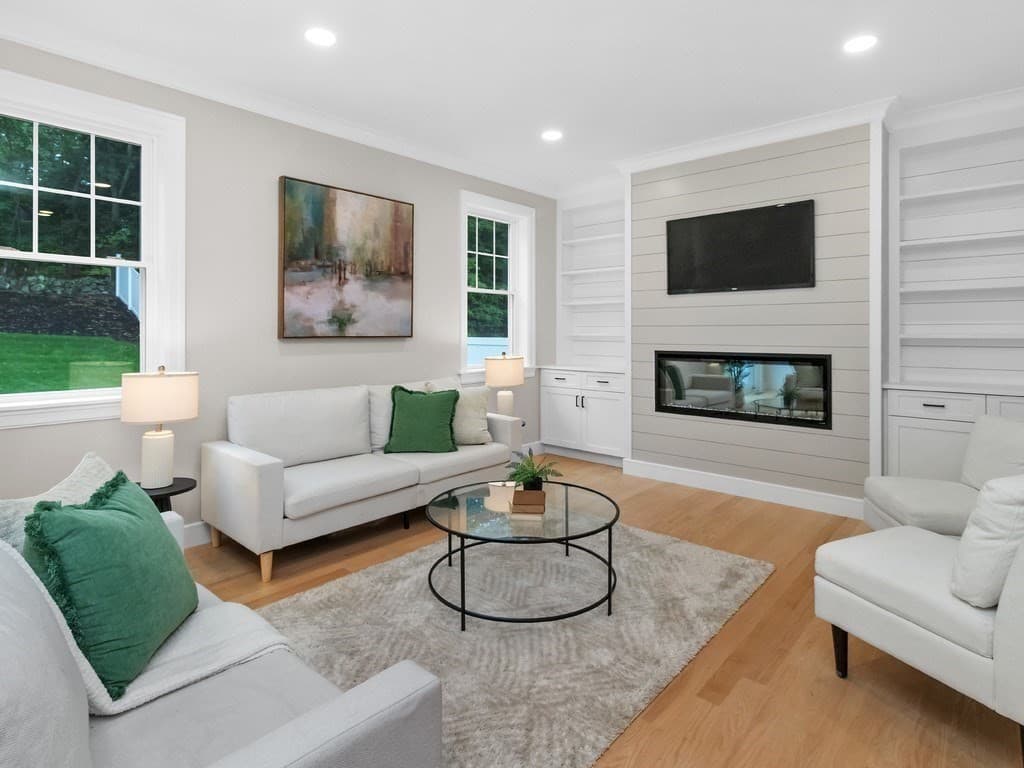 Single Family Residence at 113 Warwick Avenue, Waltham MA 02452, Waltham, photo 11 of 38