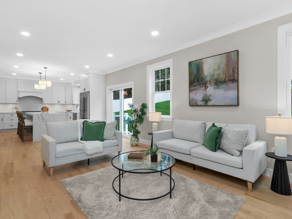 Single Family Residence at 113 Warwick Avenue, Waltham MA 02452, Waltham, photo 8 of 38