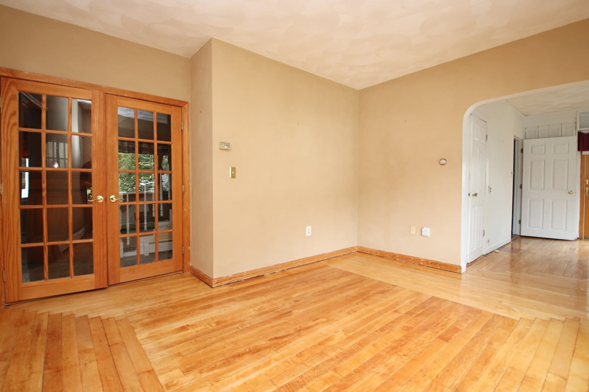 Single Family Residence at 14 Dodge St, Malden MA 02148, Malden, photo 8 of 35
