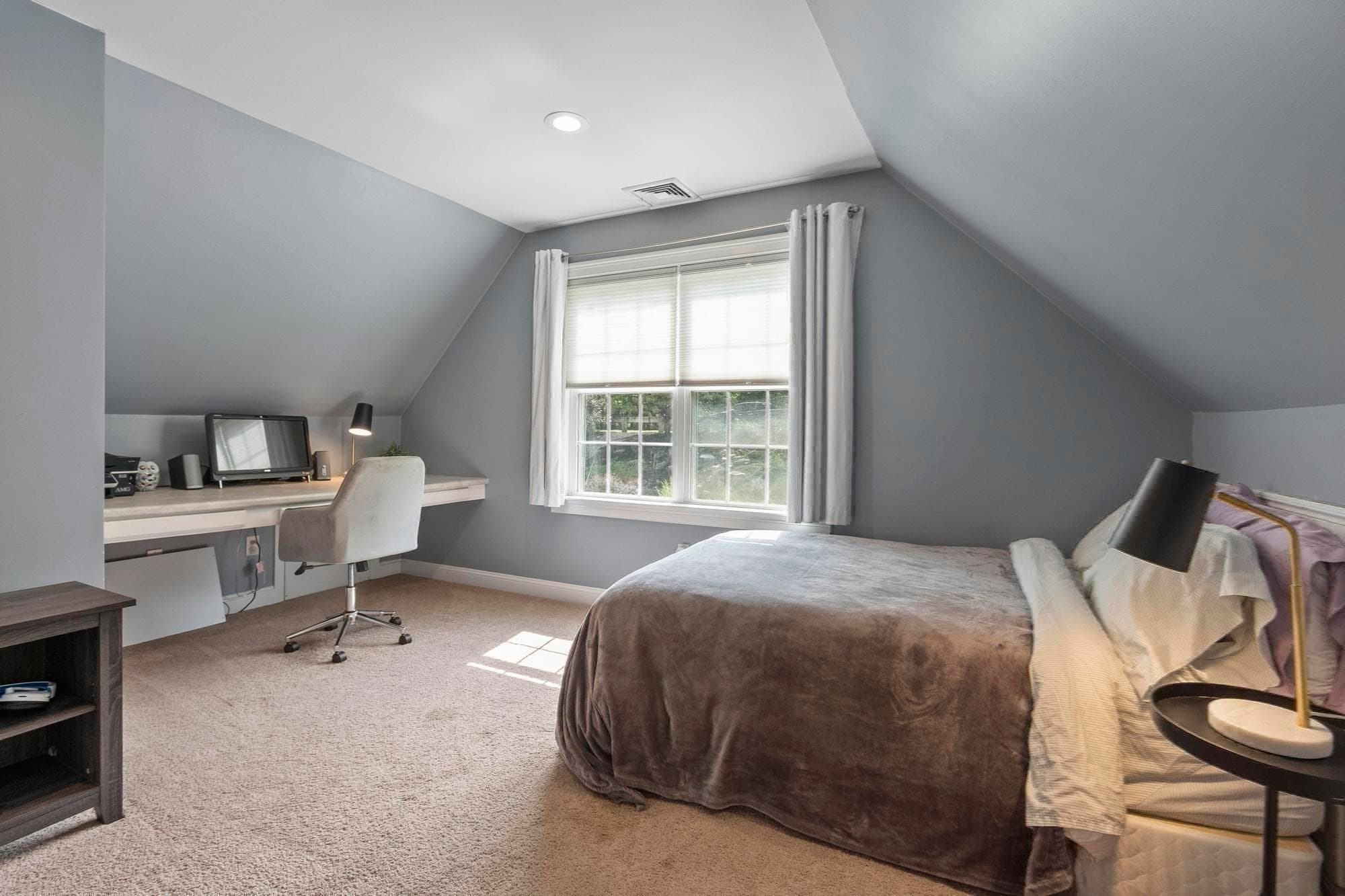 Single Family Residence at 35 Sandy Ridge Road, Sterling MA 01564, Sterling, photo 25 of 40