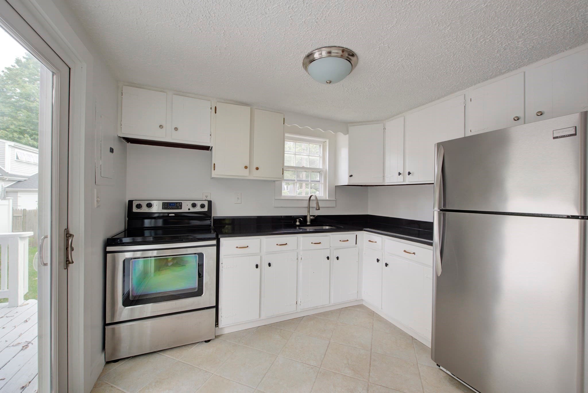 Single Family Residence at 21 Sycamore Lane, Hingham MA 02043, Hingham, photo 12 of 28