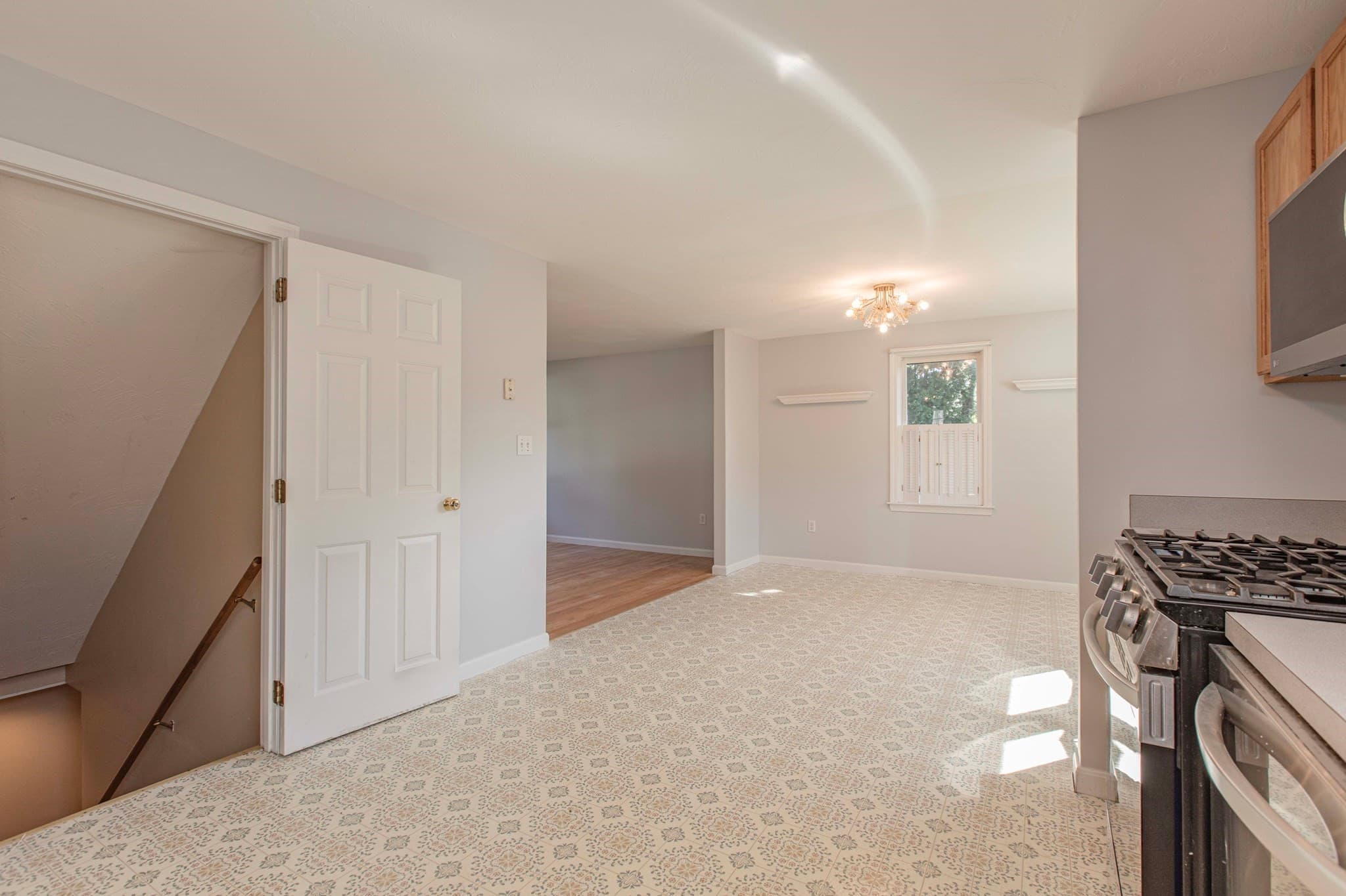 Single Family Residence at 36 Redwood Circle, Pembroke MA 02359, Pembroke, photo 9 of 36